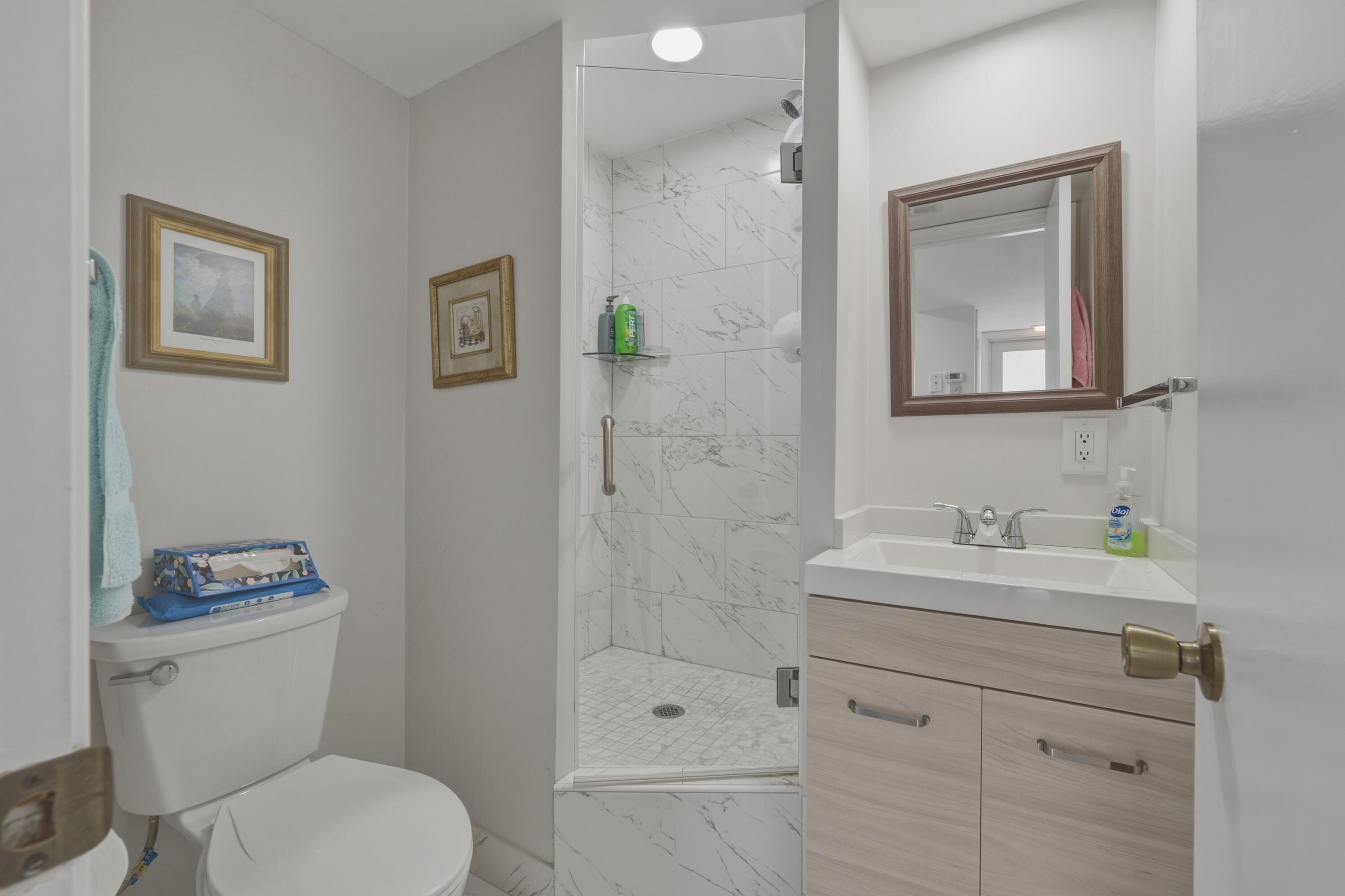 HOLLYBROOK GOLF - Residential Lease