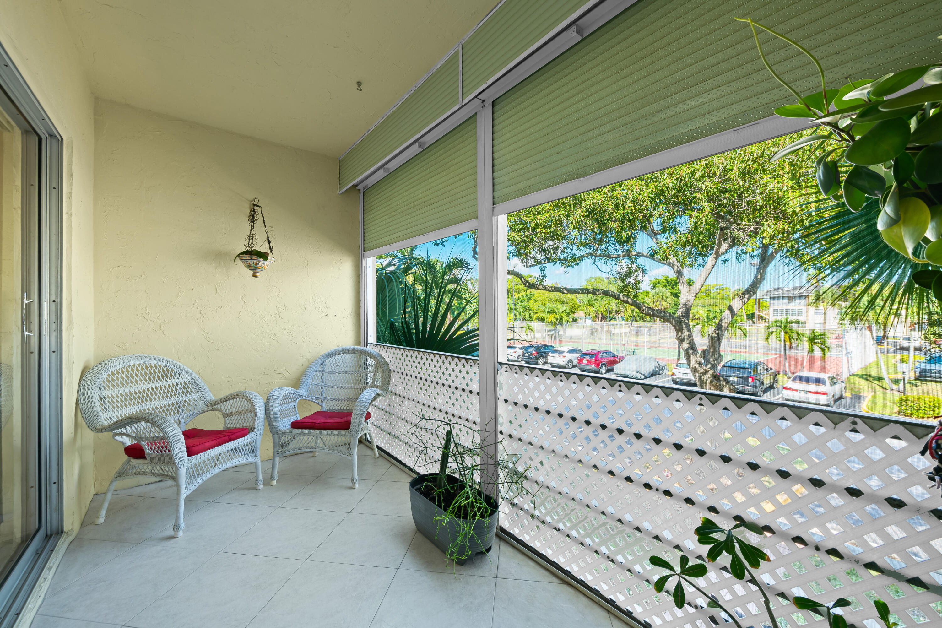SABAL PALM VILLAGE CONDO - Residential