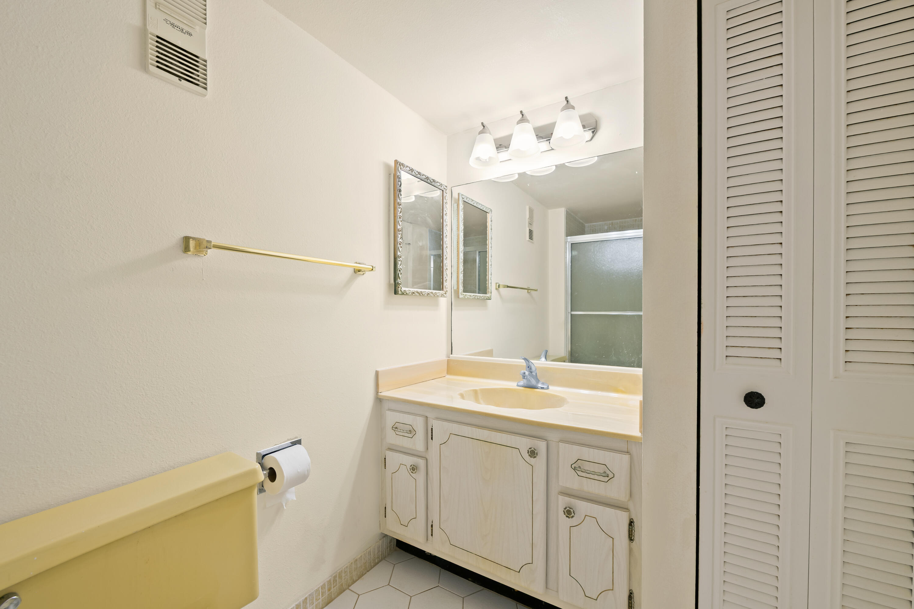 SABAL PALM VILLAGE CONDO - Residential