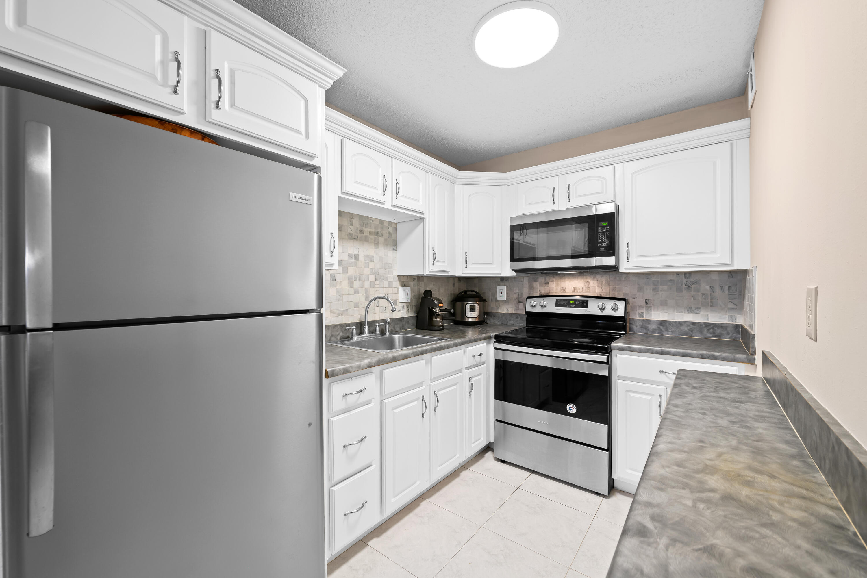 SABAL PALM VILLAGE CONDO - Residential