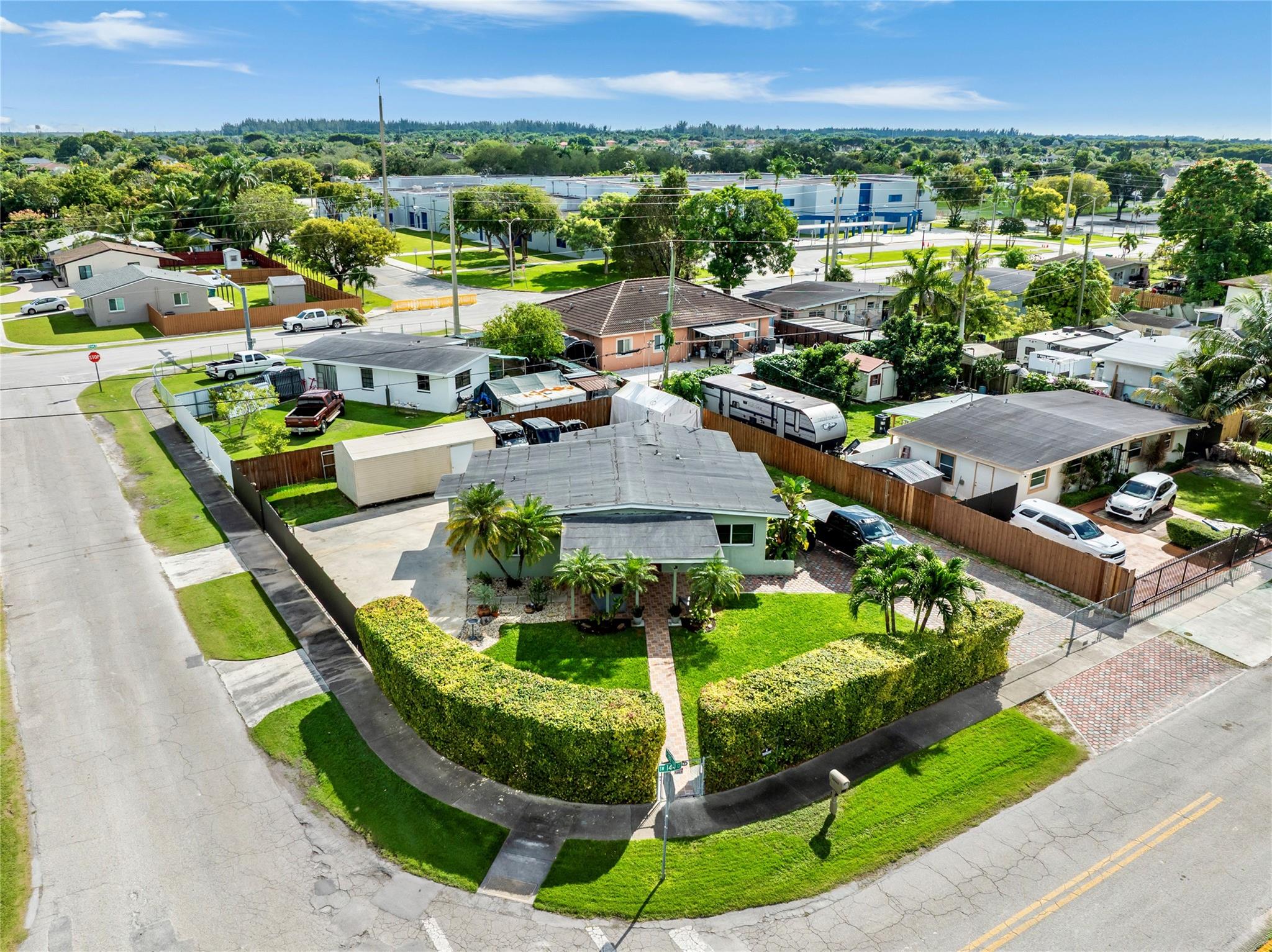 Leisure City Sec 03 - Residential