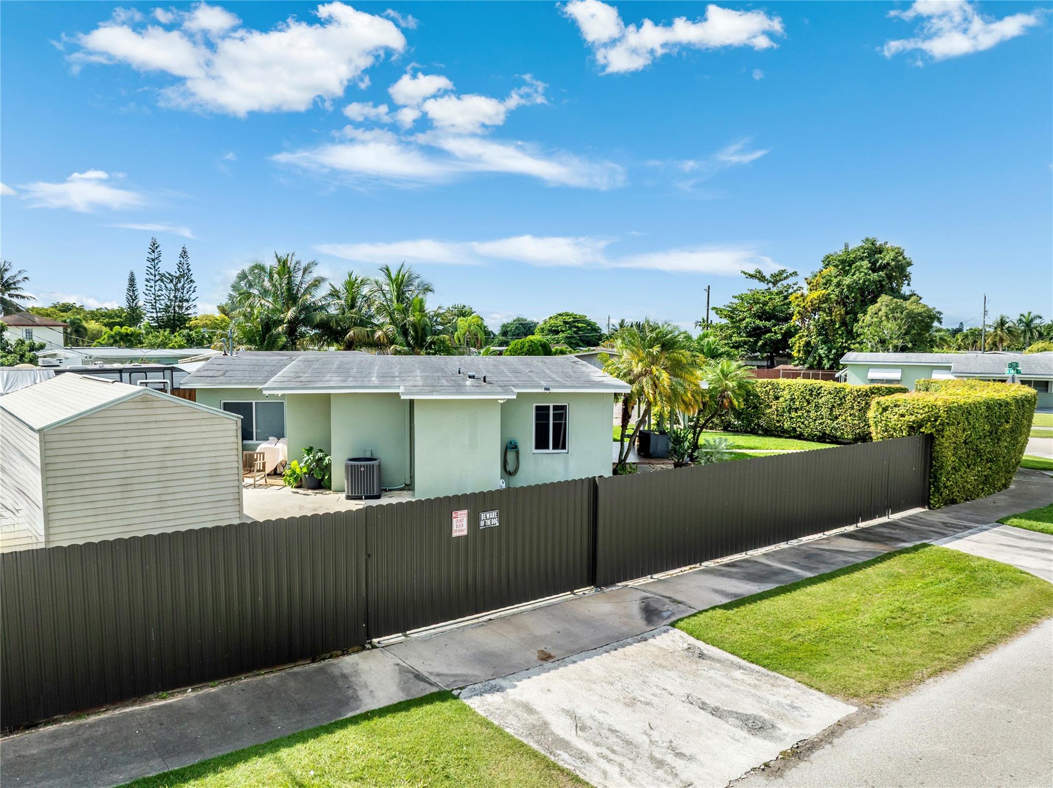 Leisure City Sec 03 - Residential