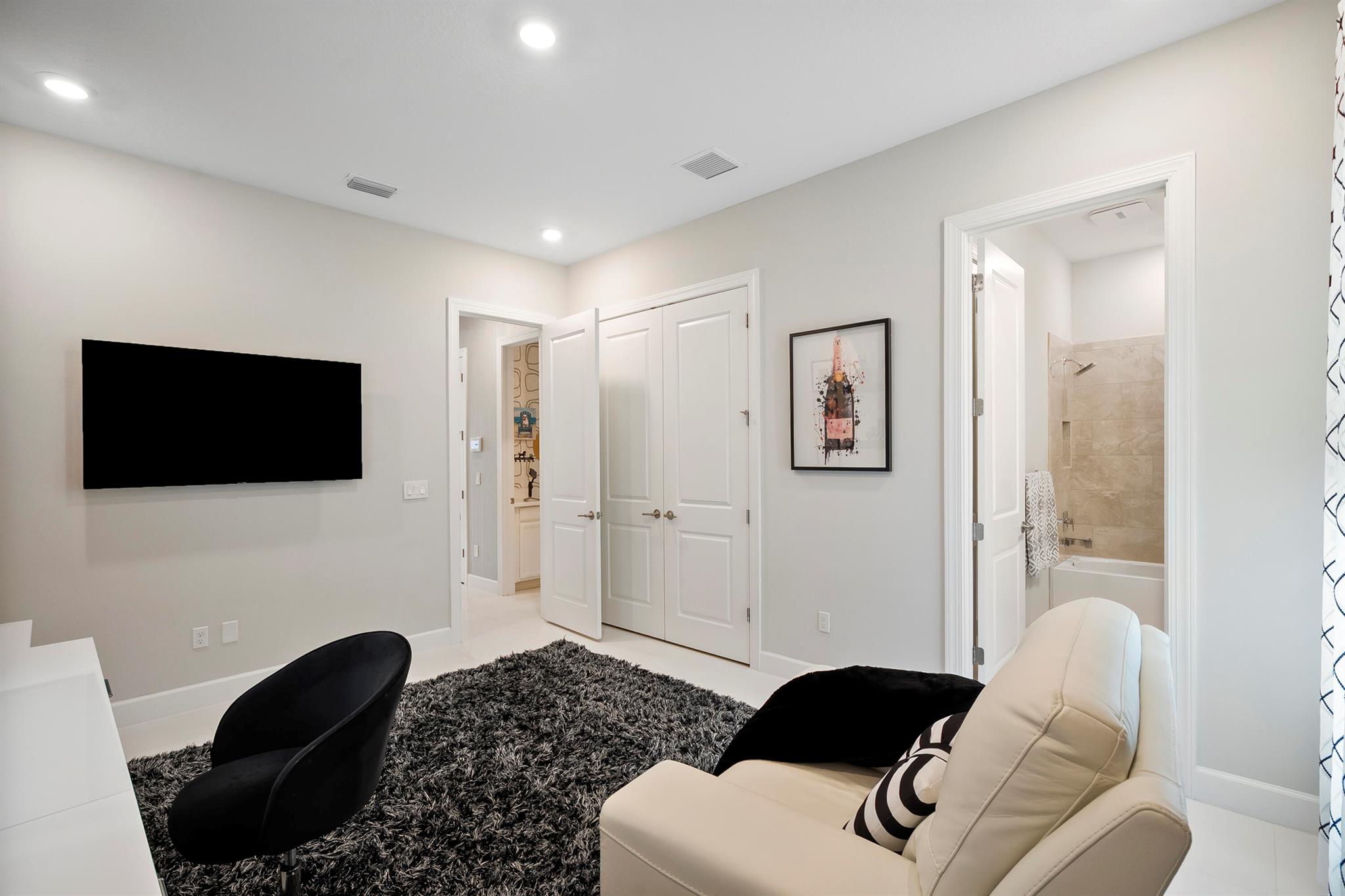 ESPLANADE AT TRADITION PH - Residential