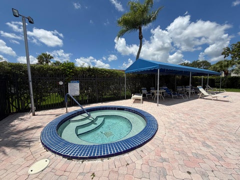 Tiny photo for 5220 Las Verdes Circle #317, Delray Beach, FL 33484 (MLS # B26029487)