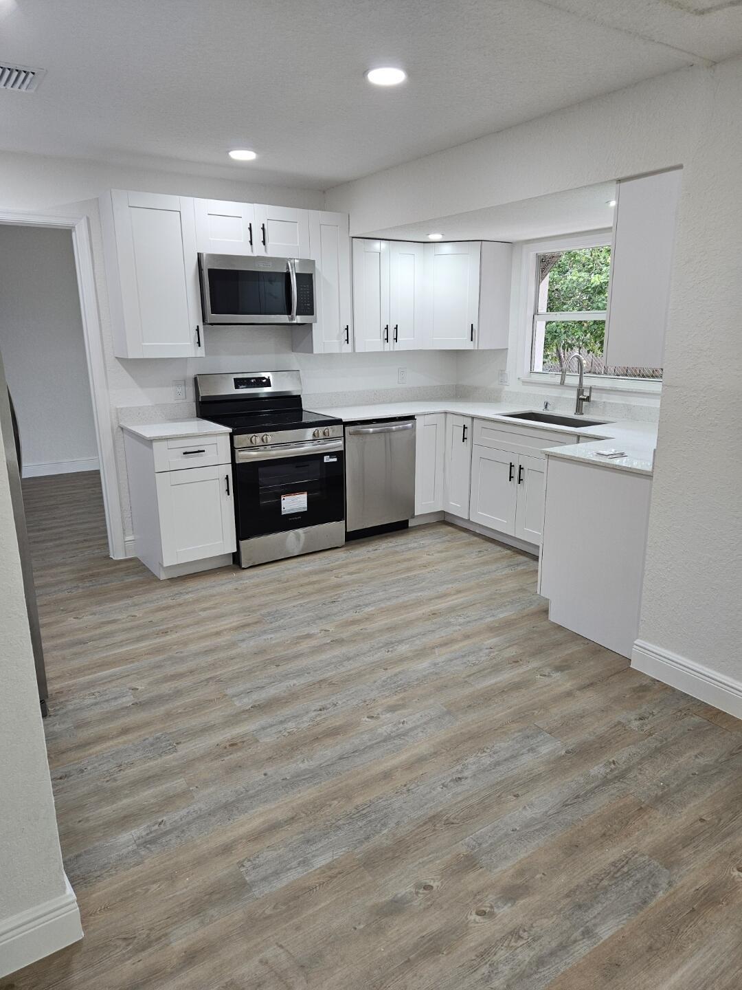 1123 Woodbine Road