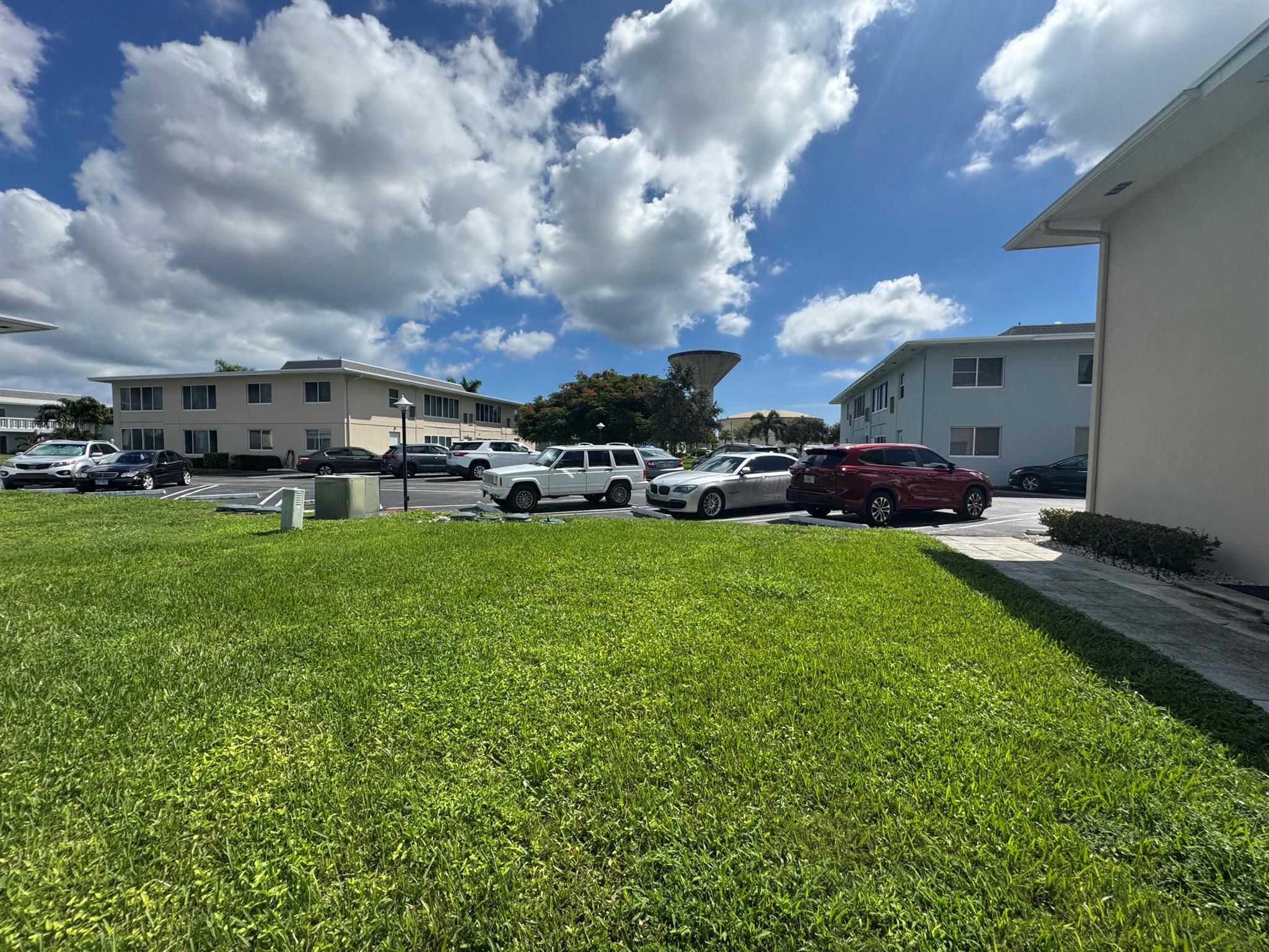 HIGH POINT WEST CONDO - Residential