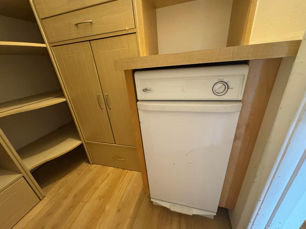 HIGH POINT WEST CONDO - Residential