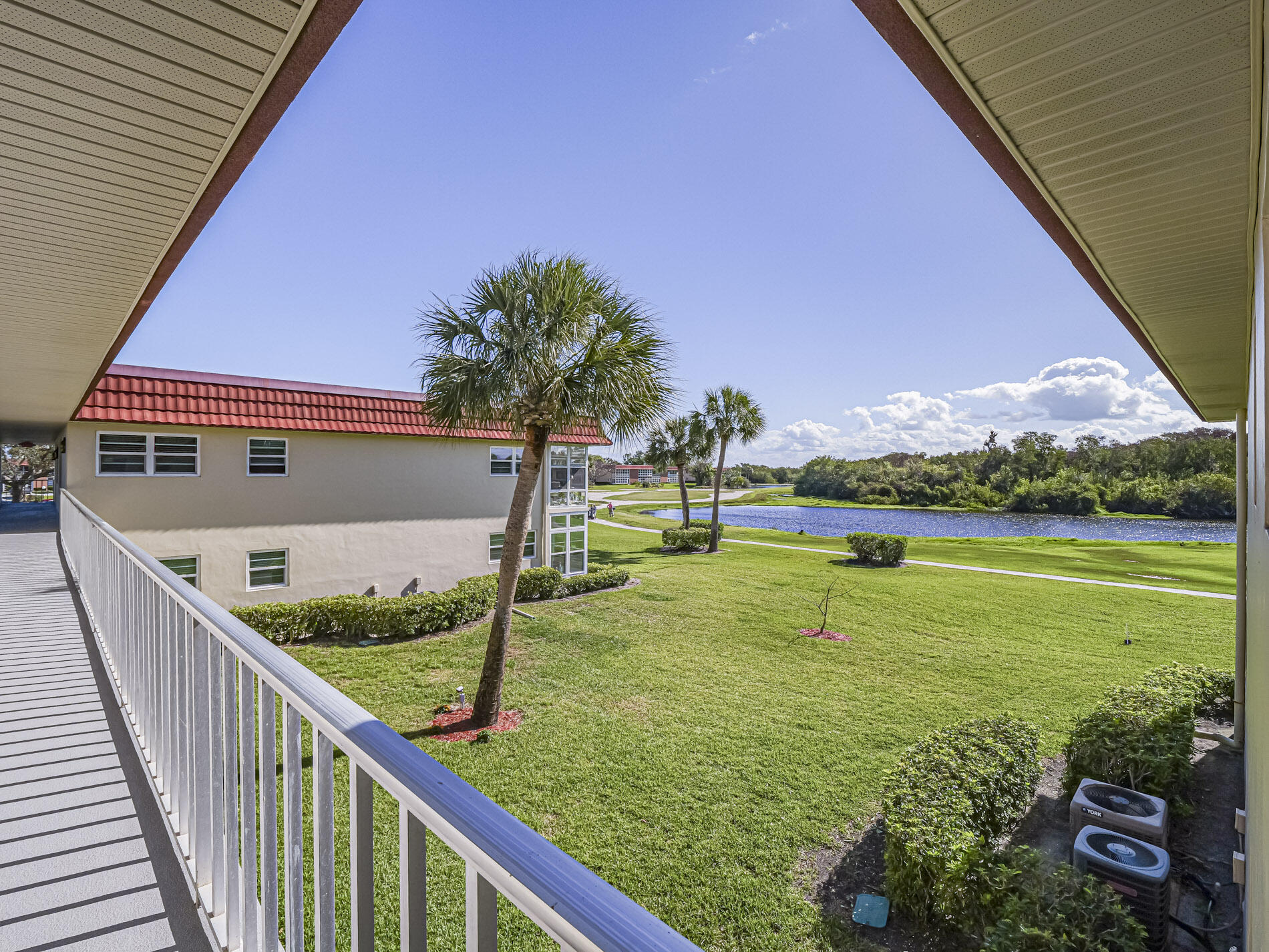 VISTA ROYALE PHASE IV BLDGS 83-111 - Residential