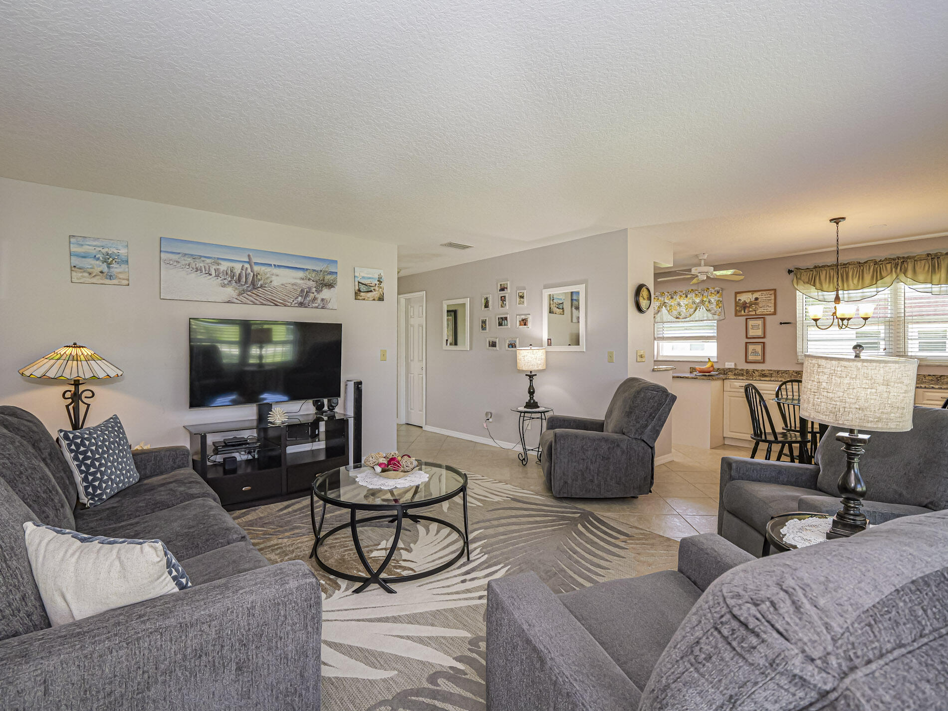 VISTA ROYALE PHASE IV BLDGS 83-111 - Residential