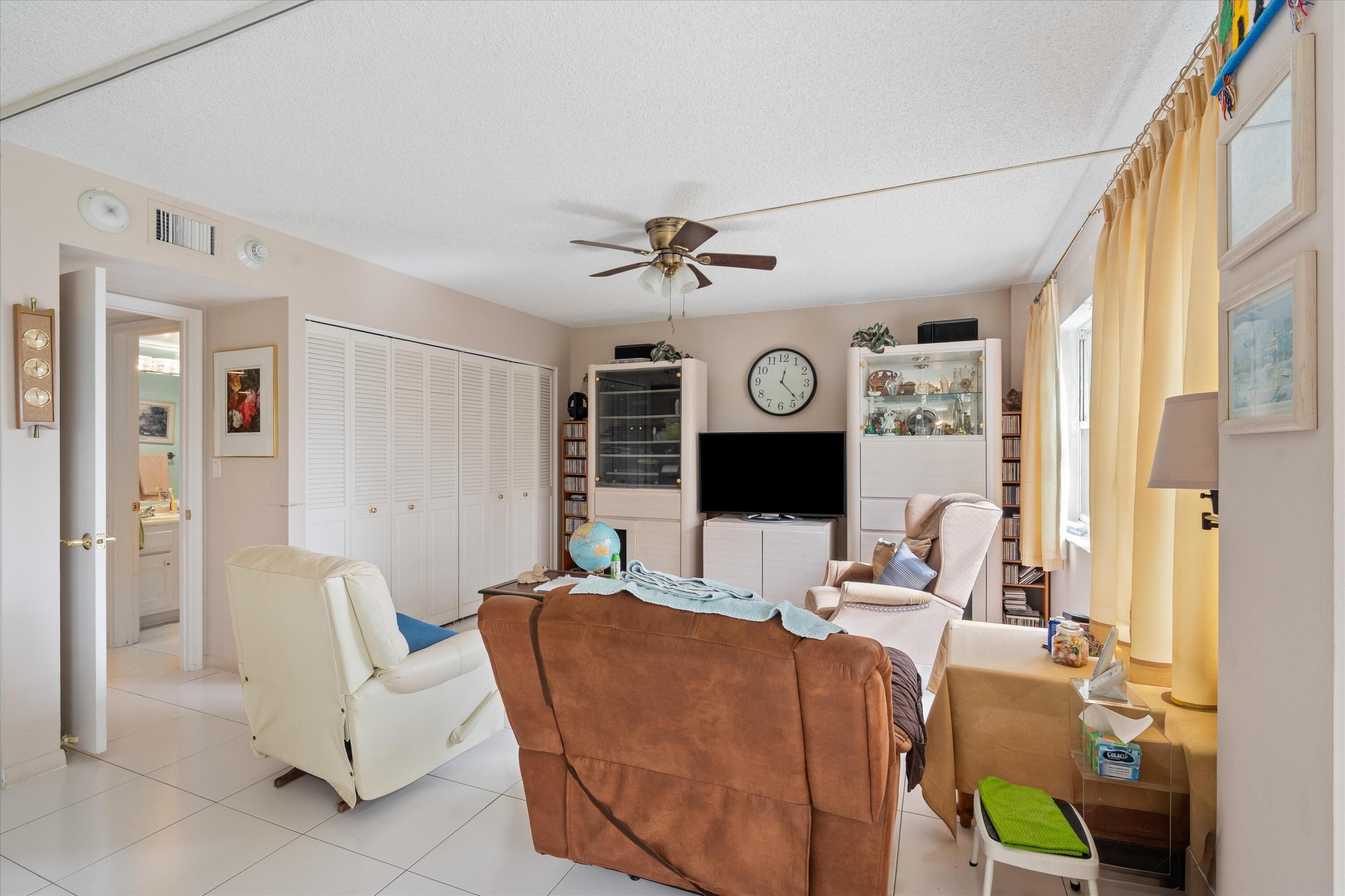 SEA RANCH CLUB - Residential