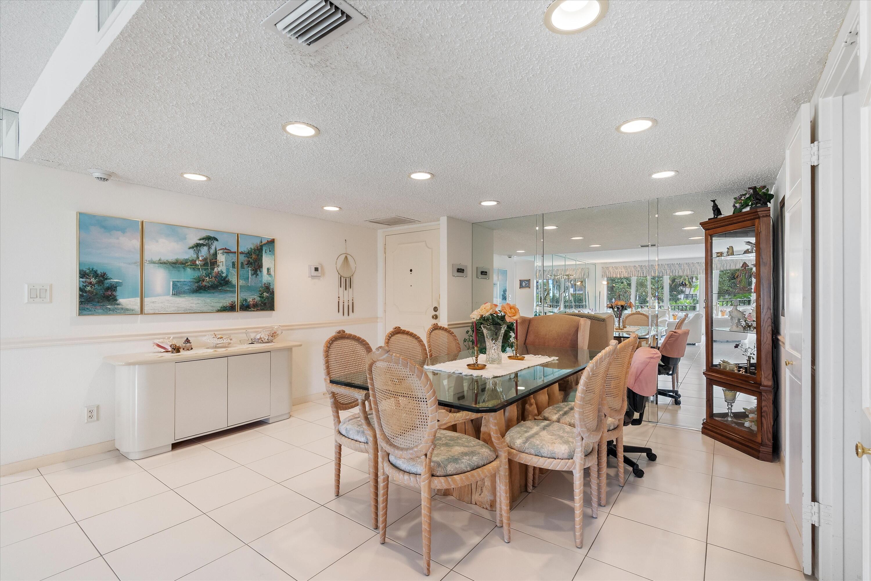 SEA RANCH CLUB - Residential