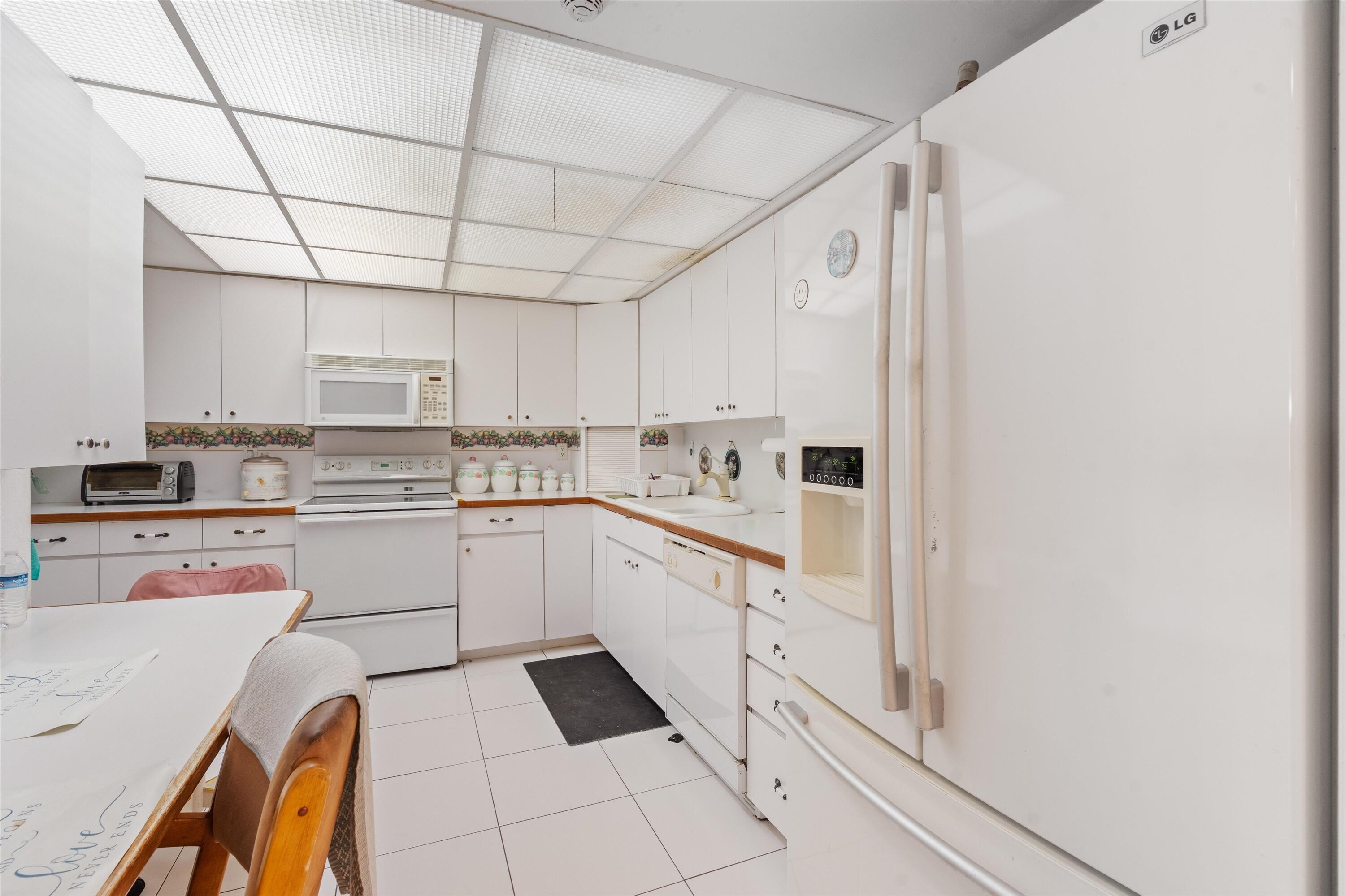 SEA RANCH CLUB - Residential