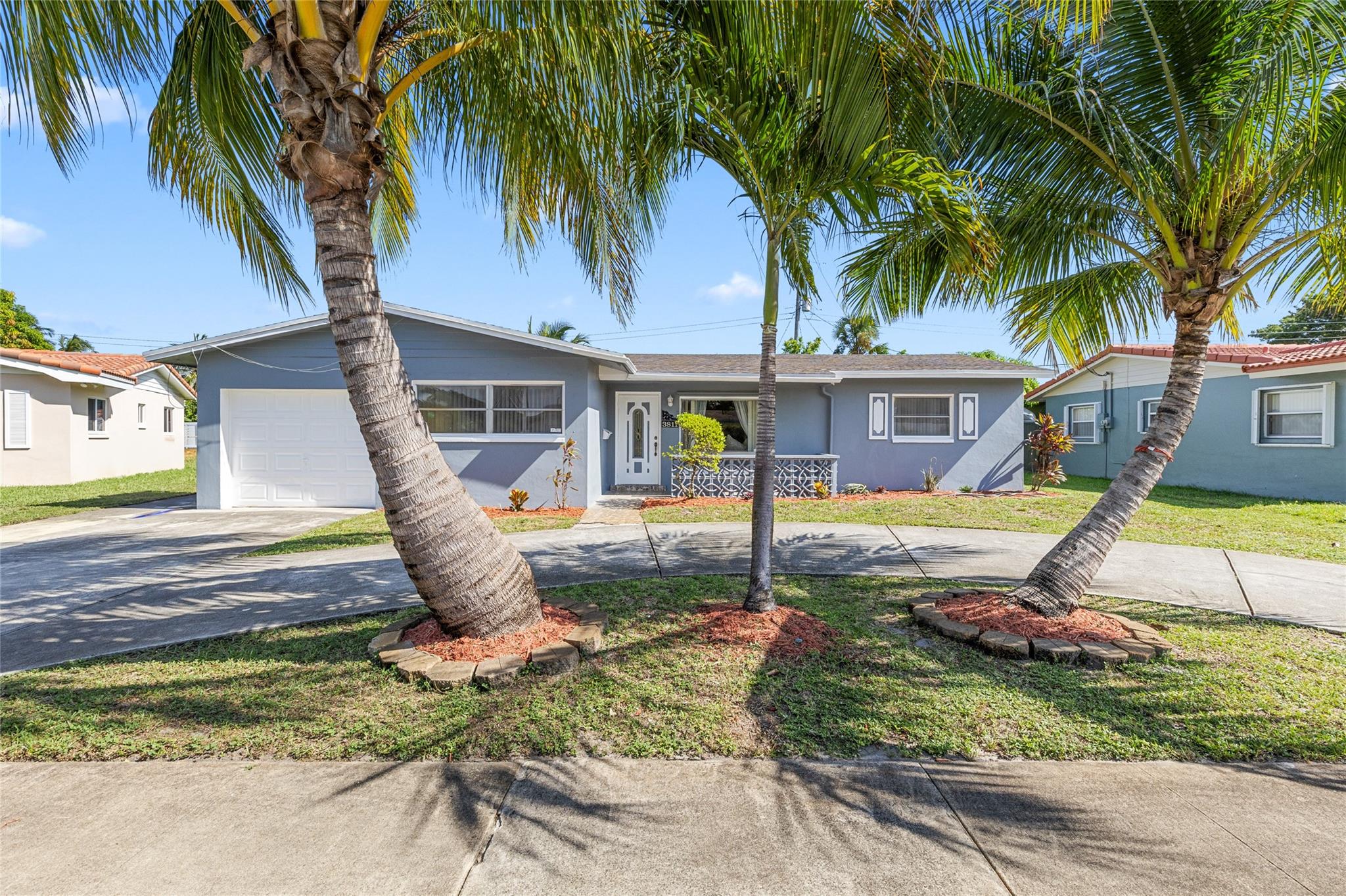 Welcome to this charming home located in the heart of Lauderdale Lakes. This property features a brand-new roof, a beautiful kitchen, and a spacious open layout that provides both comfort and functionality. The home’s design is enhanced by its circle driveway, offering convenience and excellent curb appeal. Perfectly situated near shopping, dining, schools, and major highways, this home combines style and practicality in one. Don’t miss the opportunity to make it yours!
