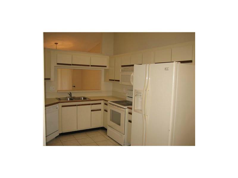 DISCOVERY POINTE - Residential Lease