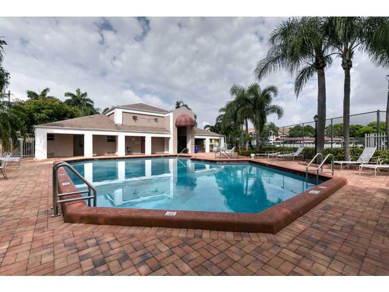 DISCOVERY POINTE - Residential Lease