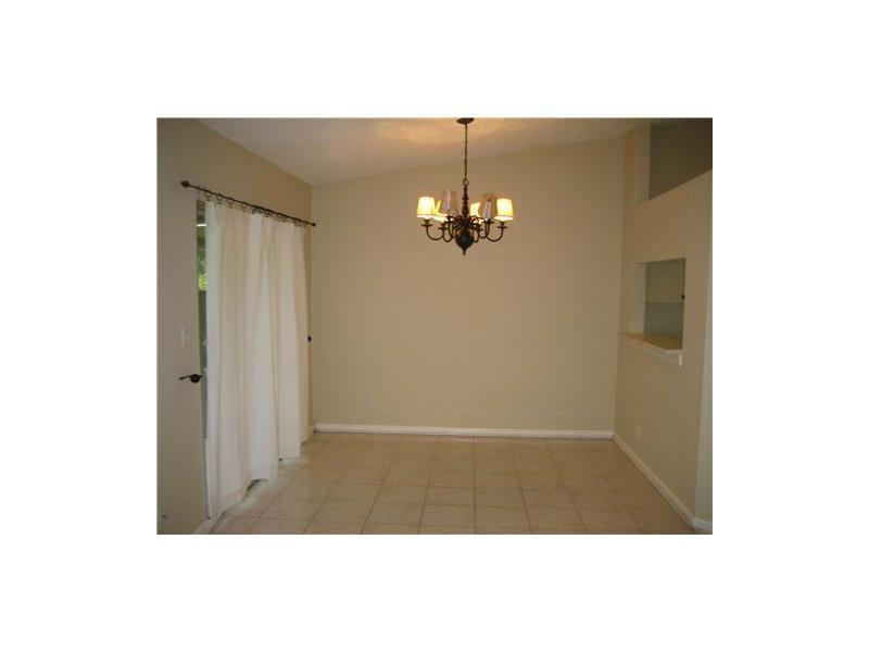 DISCOVERY POINTE - Residential Lease