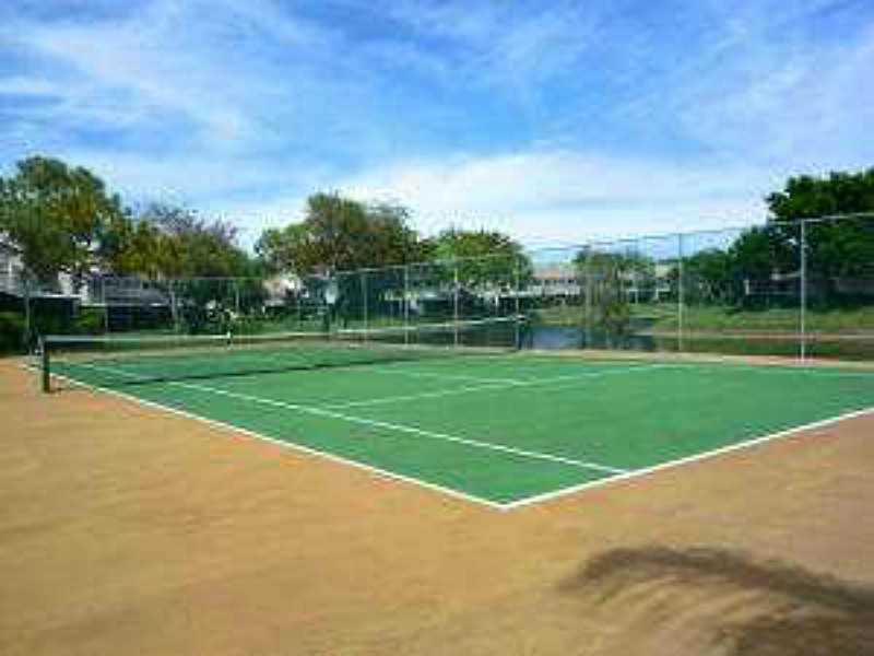 DISCOVERY POINTE - Residential Lease