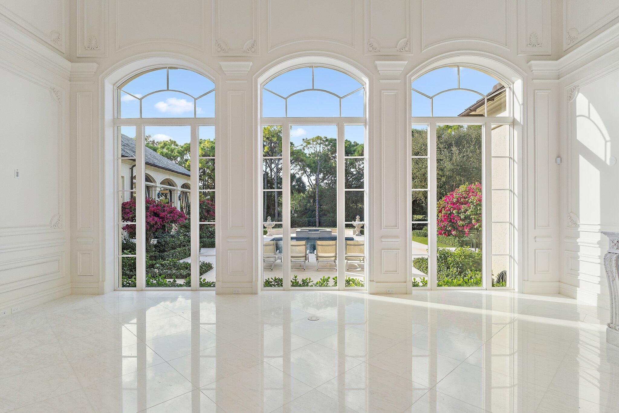 BEARS CLUB - Residential