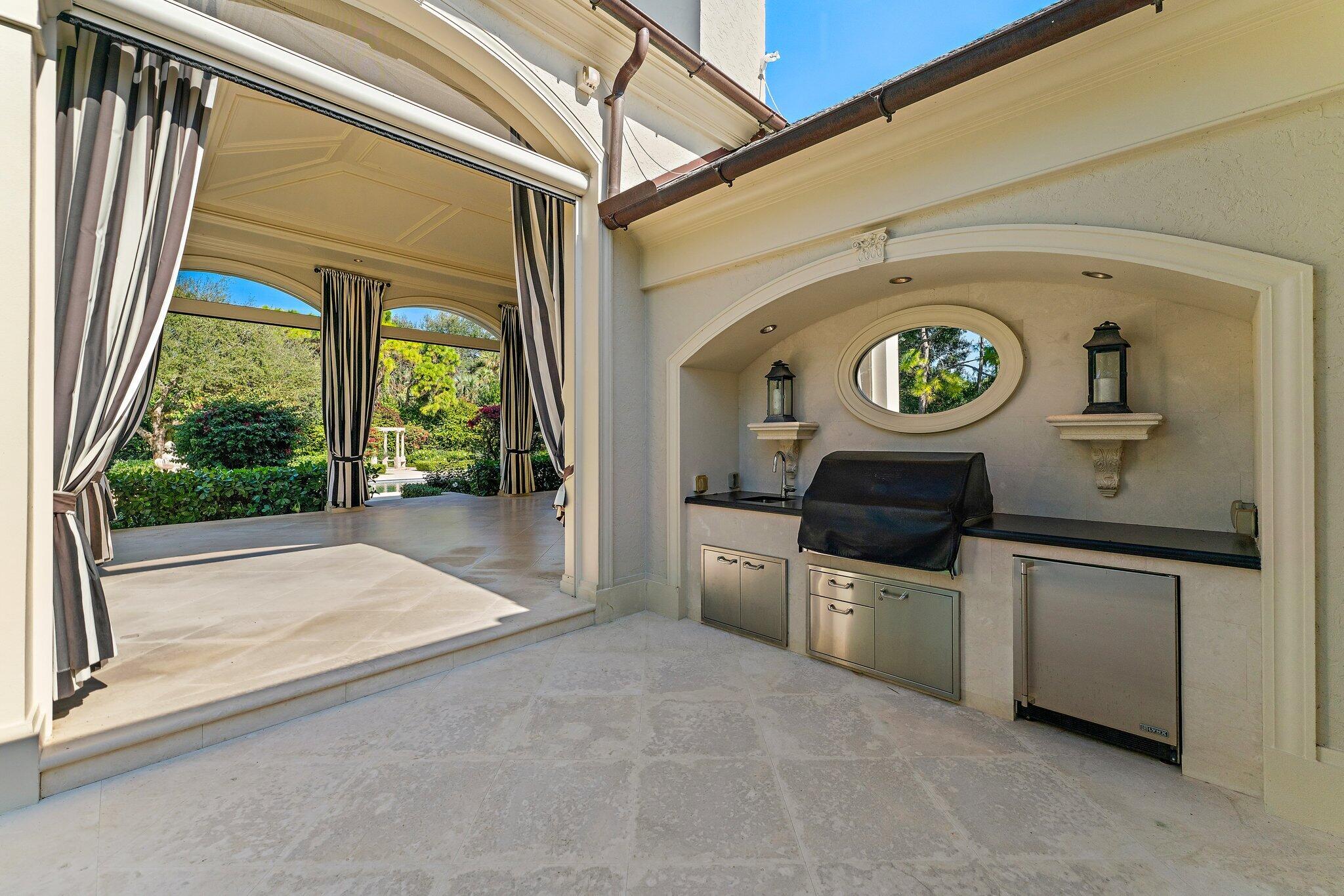 BEARS CLUB - Residential