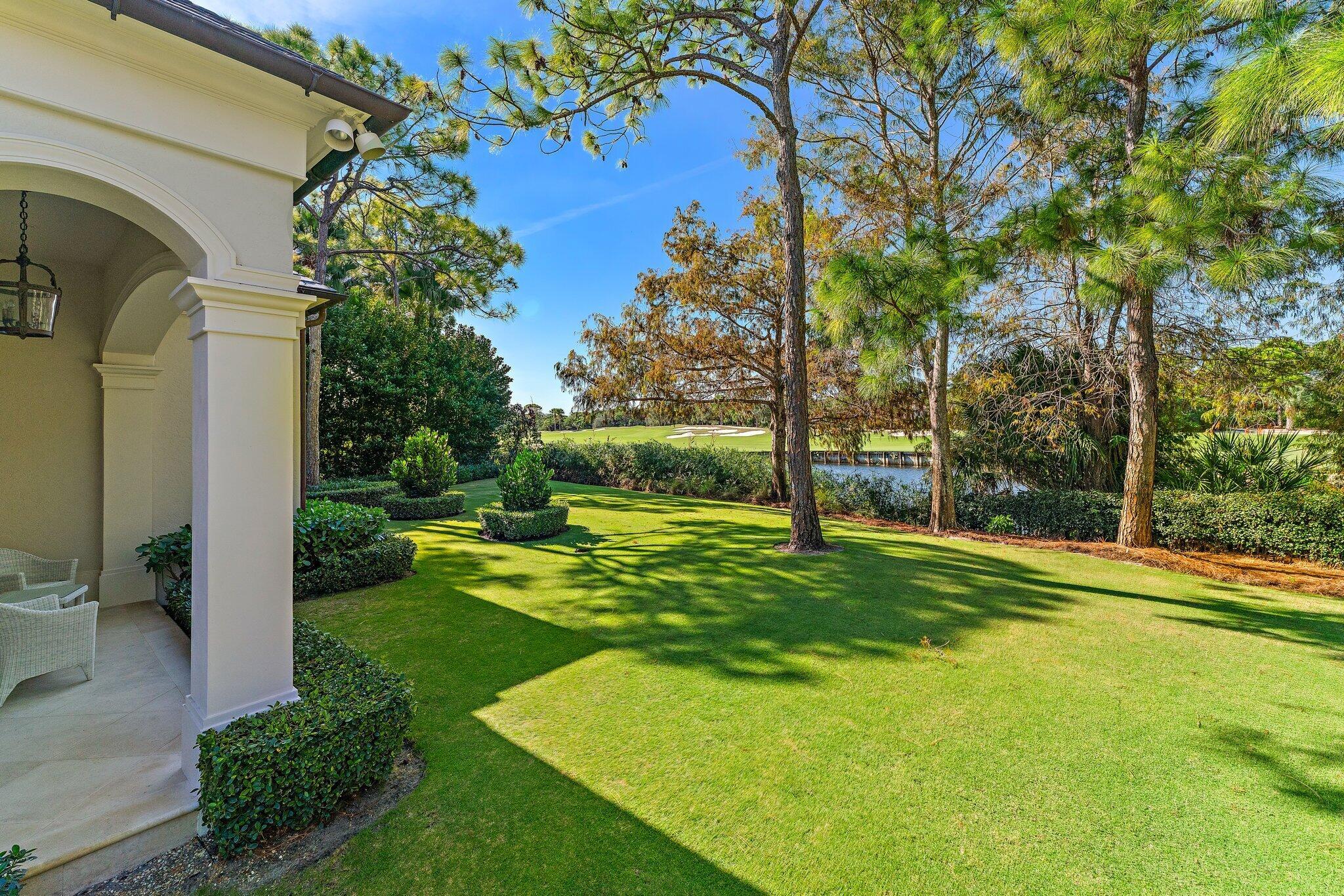 BEARS CLUB - Residential