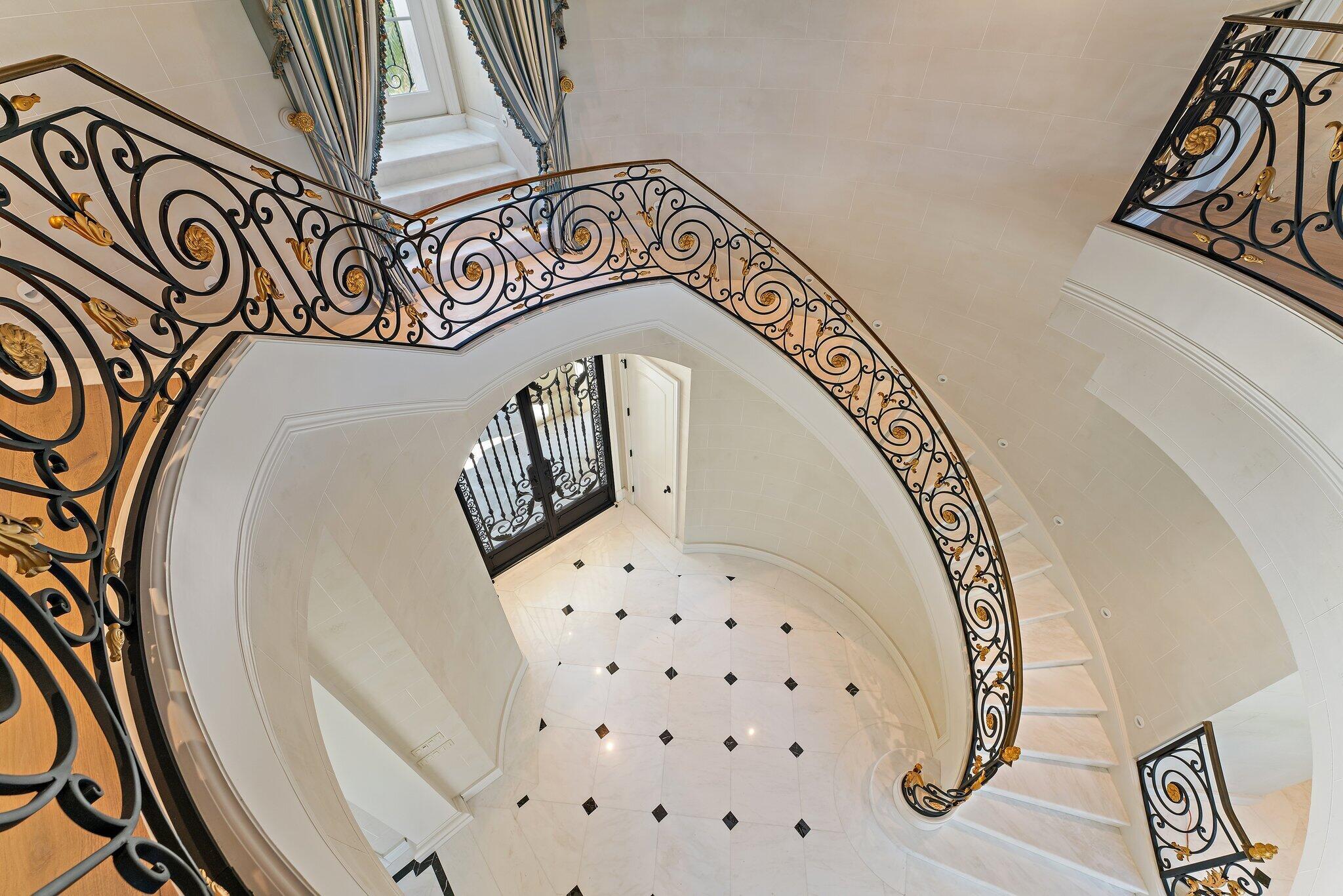 BEARS CLUB - Residential