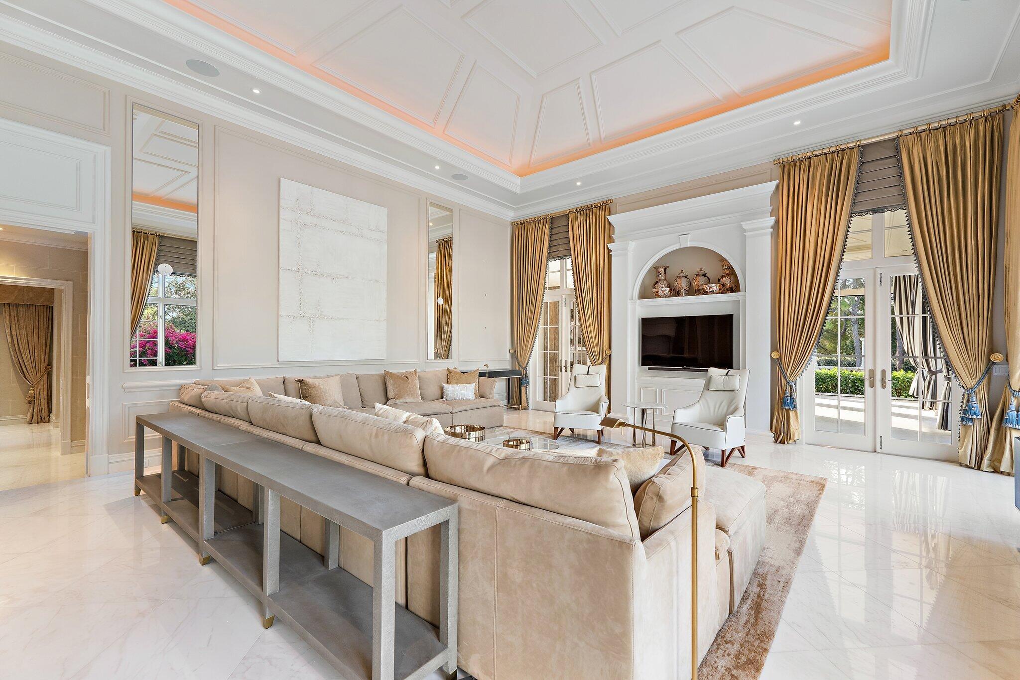 BEARS CLUB - Residential