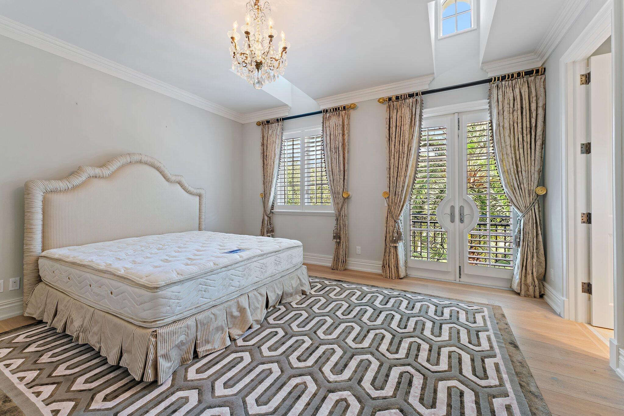 BEARS CLUB - Residential