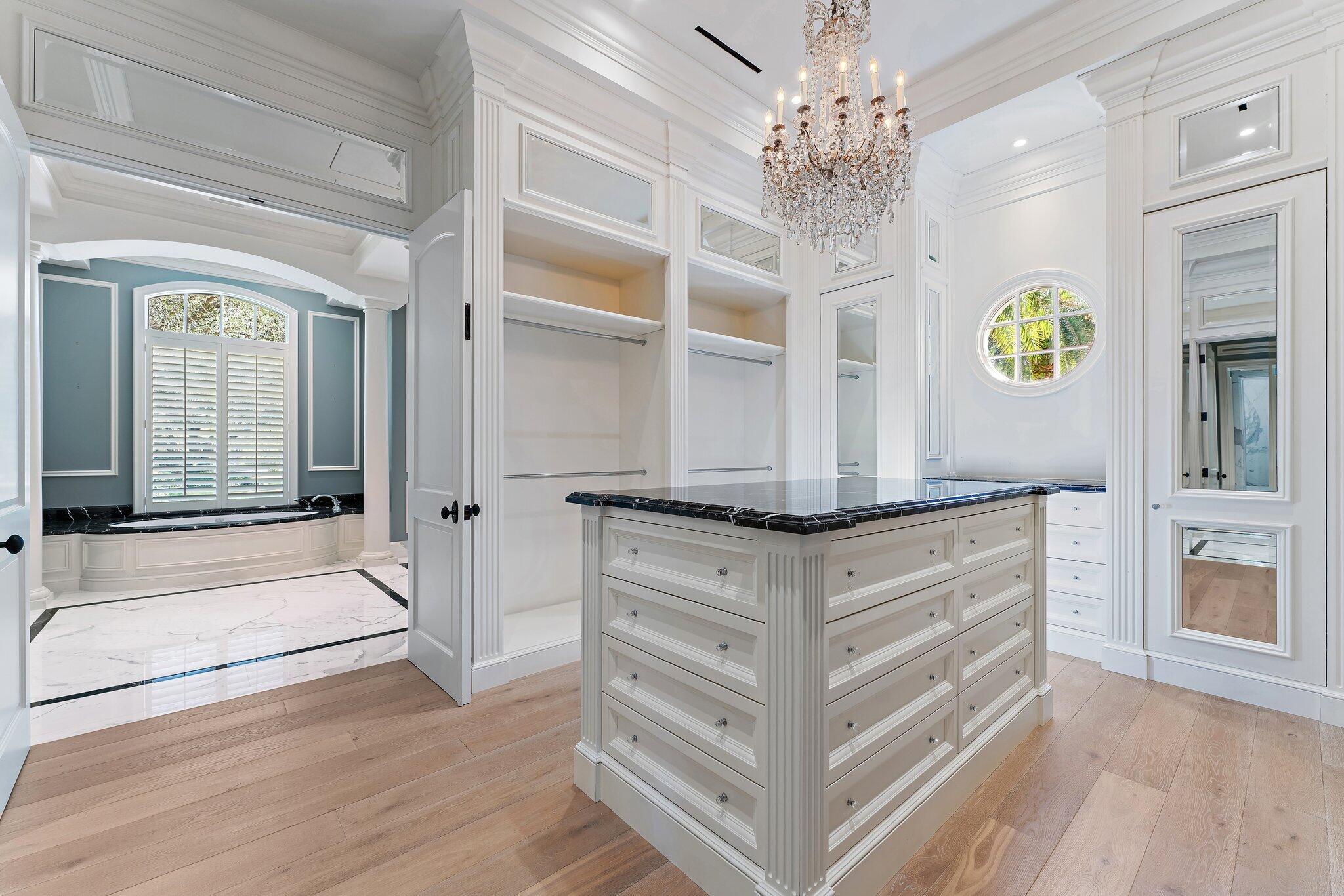 BEARS CLUB - Residential