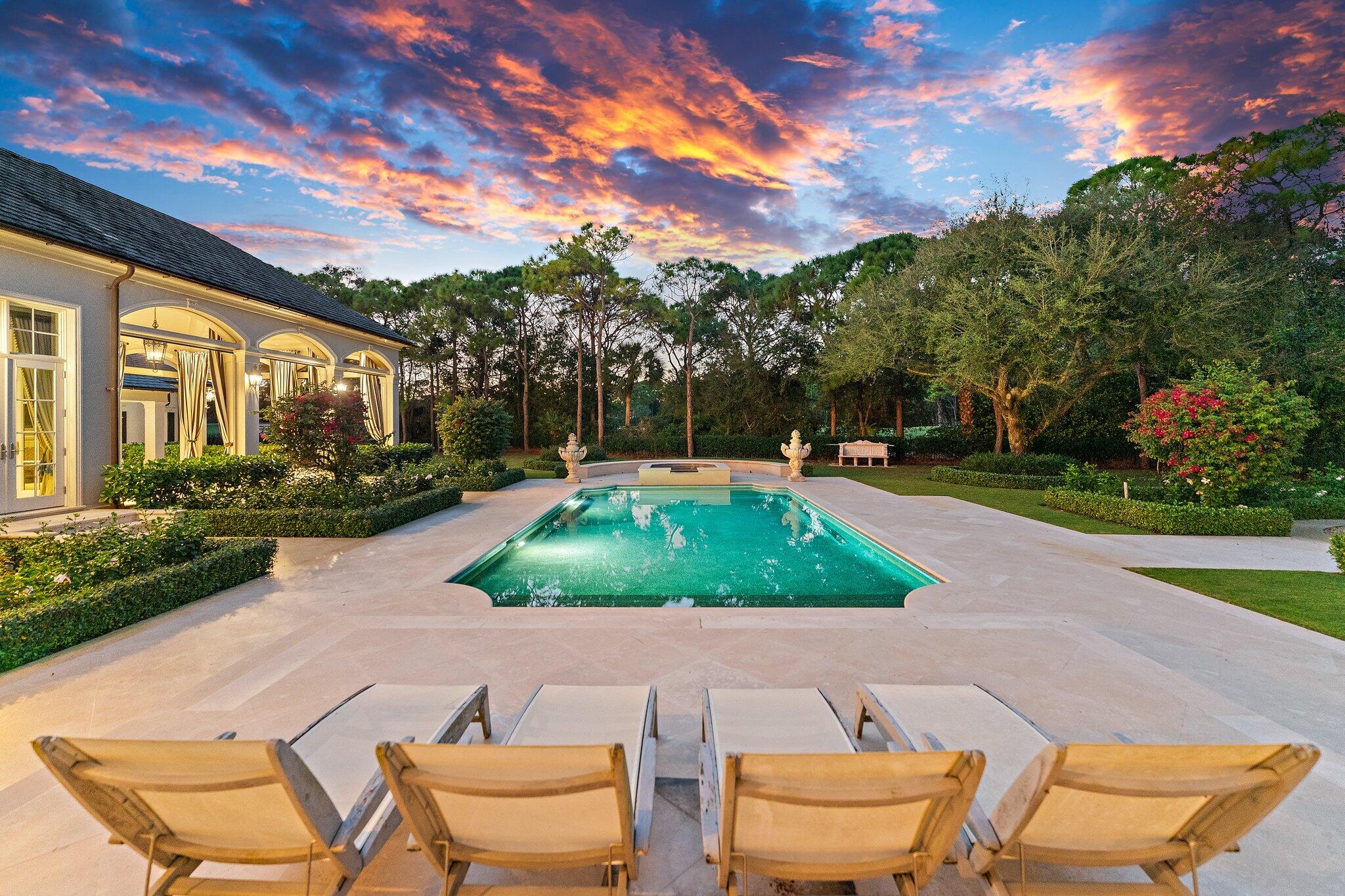 BEARS CLUB - Residential