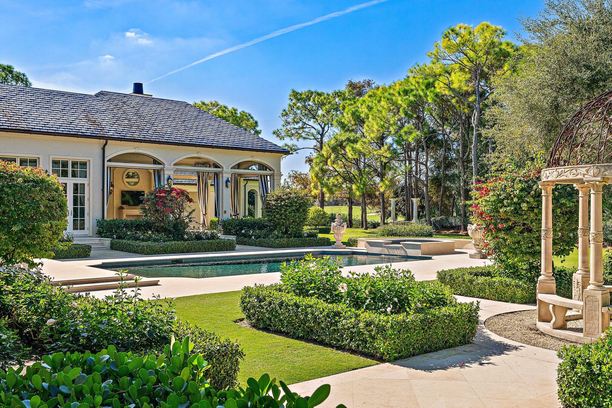 BEARS CLUB - Residential