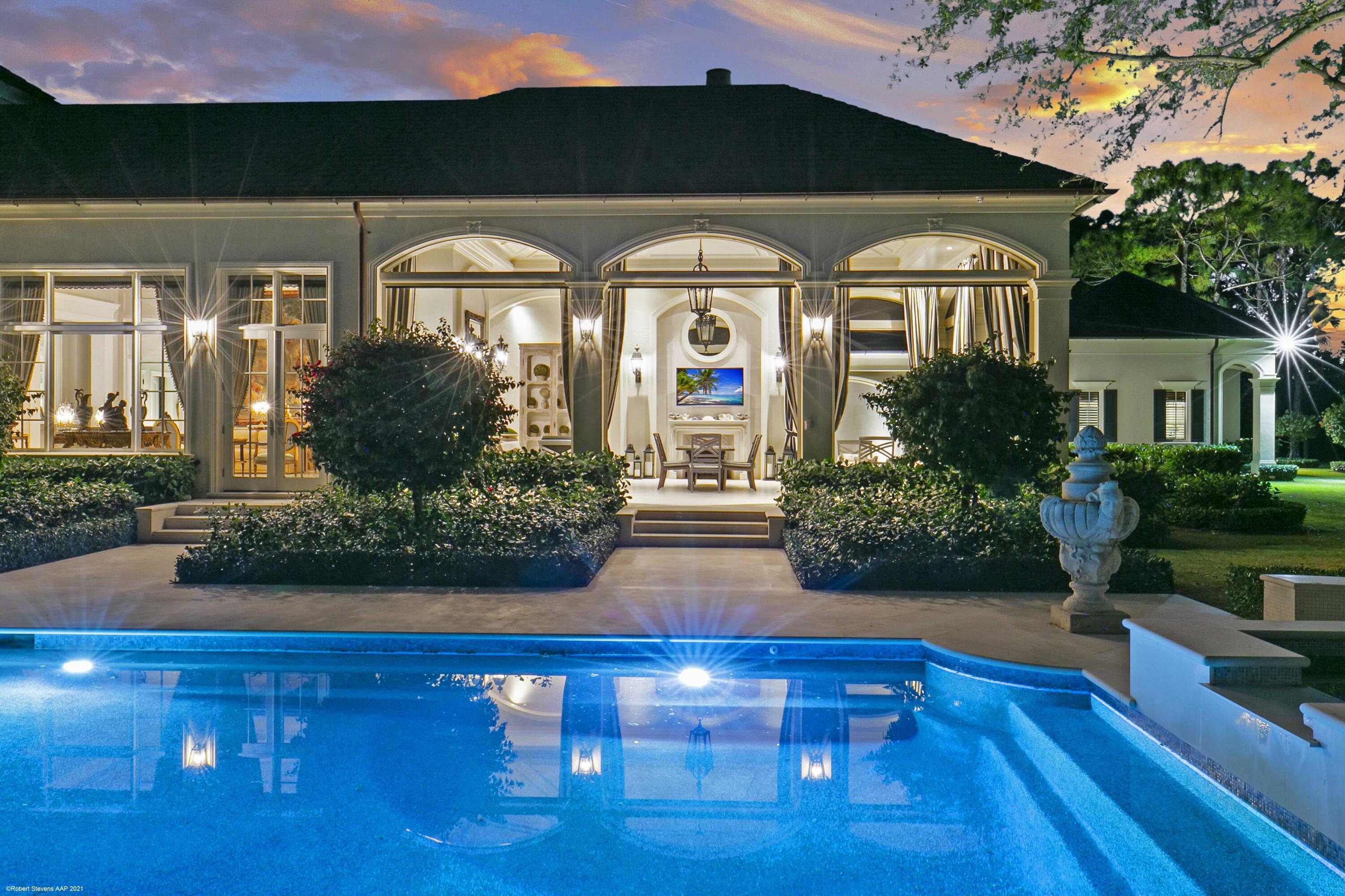 BEARS CLUB - Residential