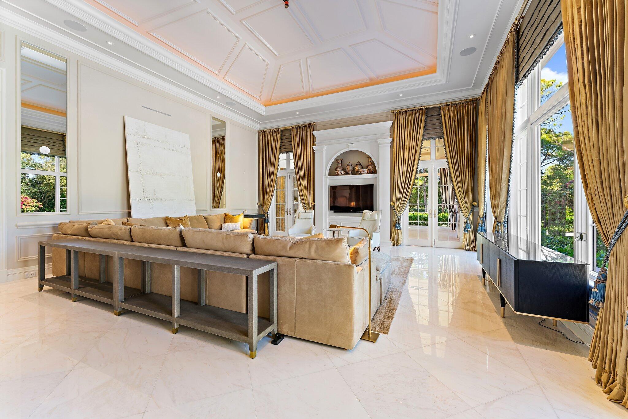 BEARS CLUB - Residential