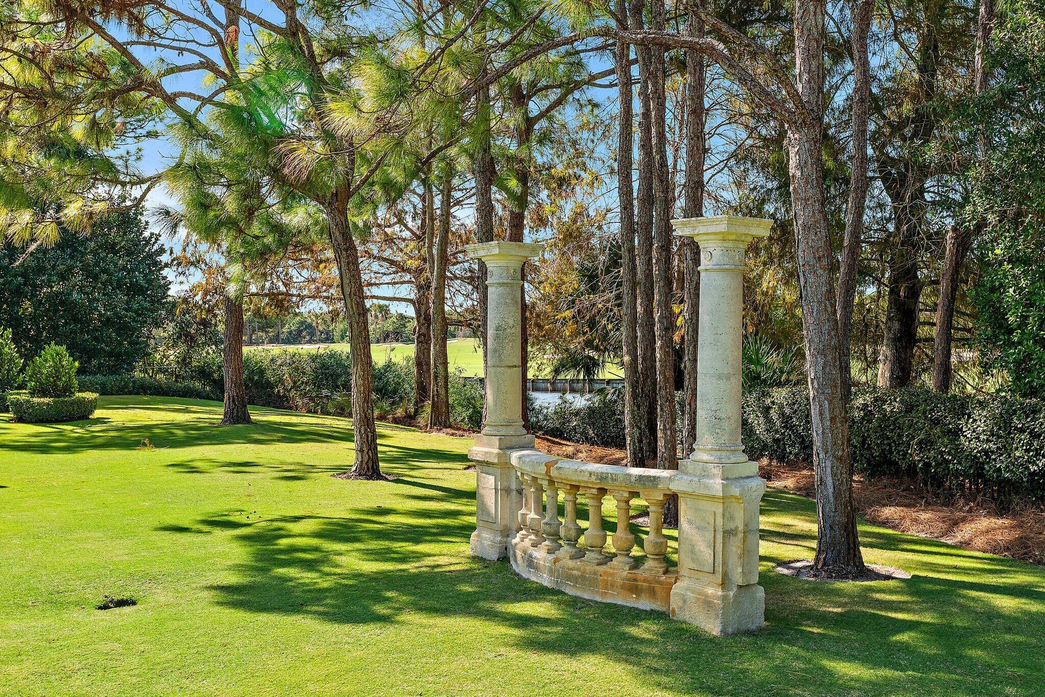 BEARS CLUB - Residential