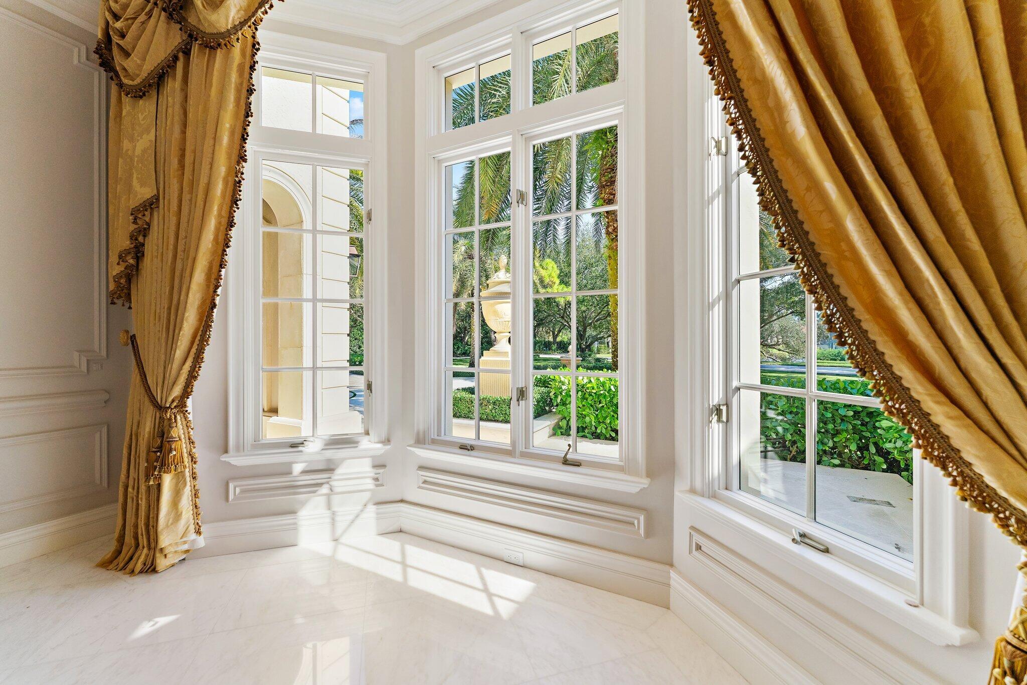 BEARS CLUB - Residential