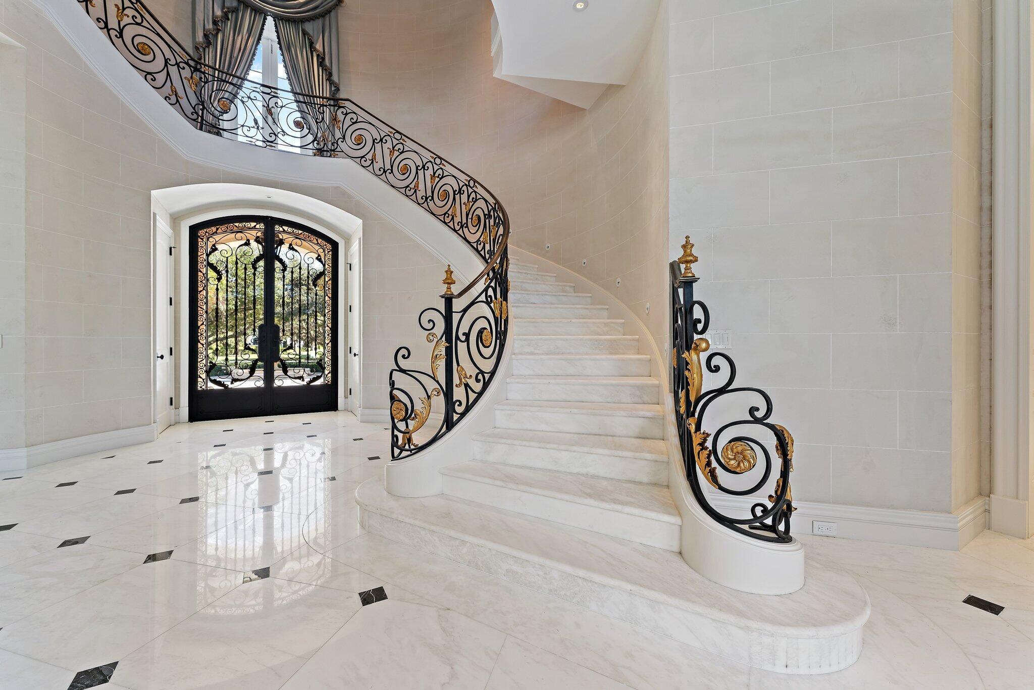 BEARS CLUB - Residential