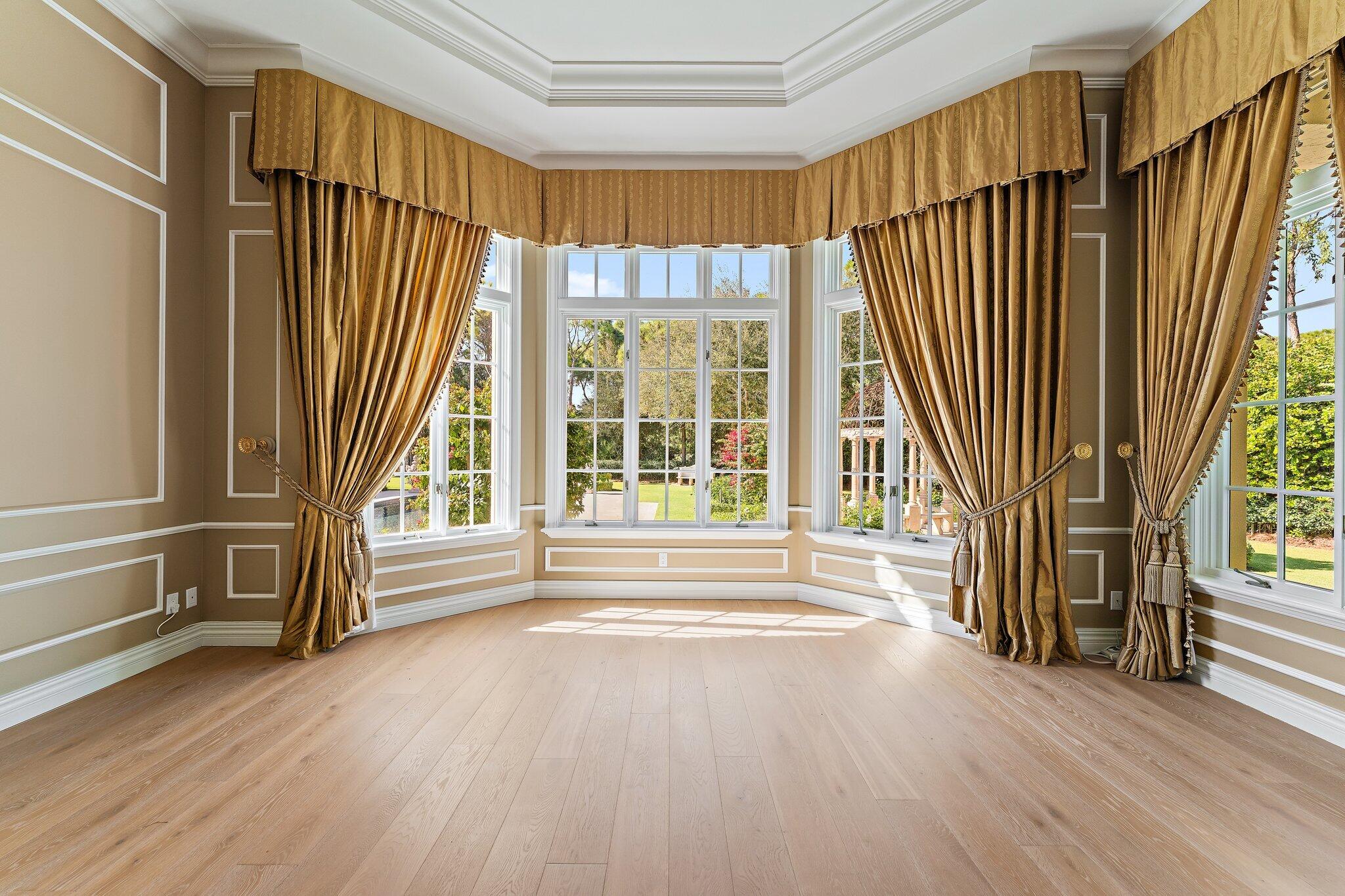 BEARS CLUB - Residential