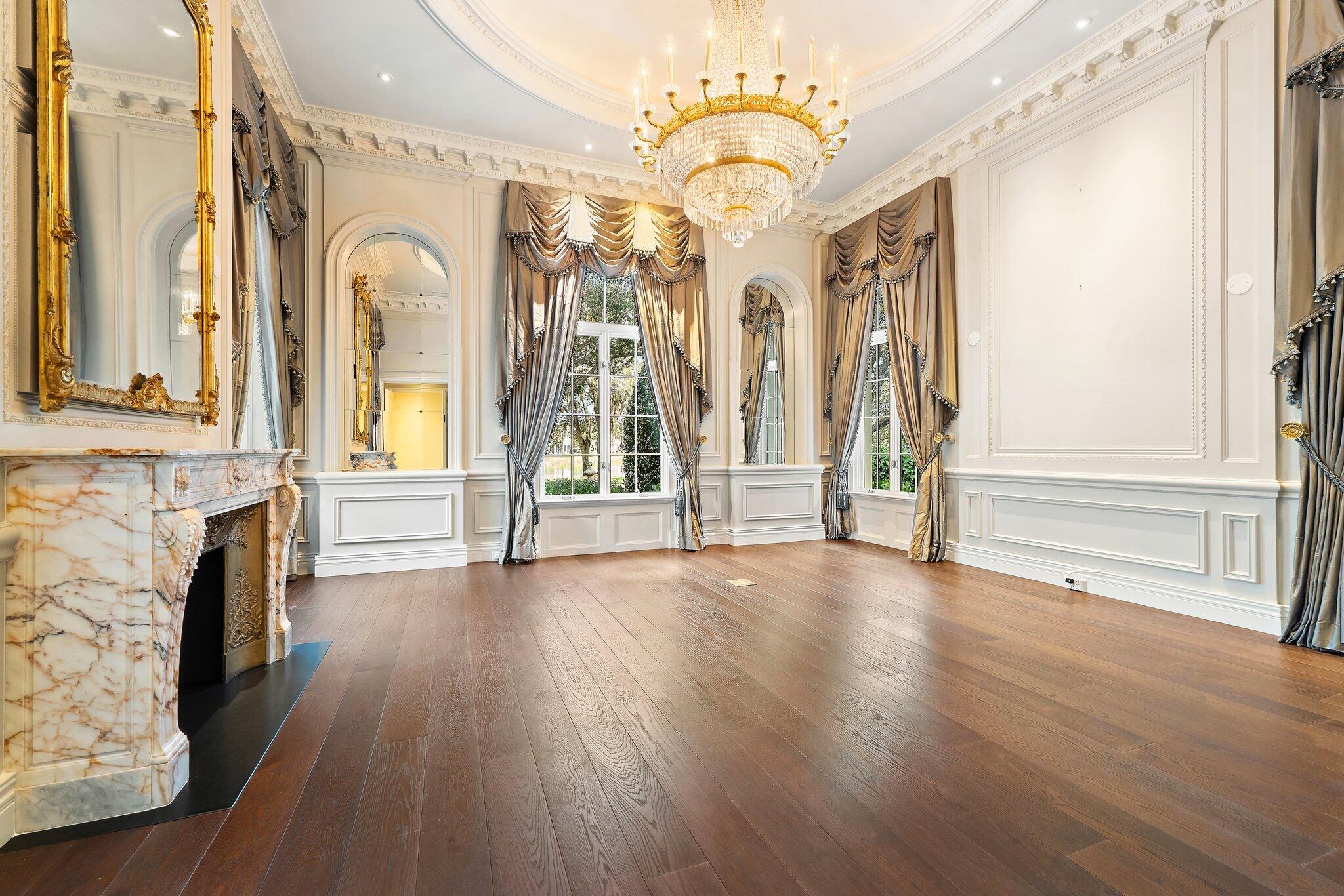 BEARS CLUB - Residential