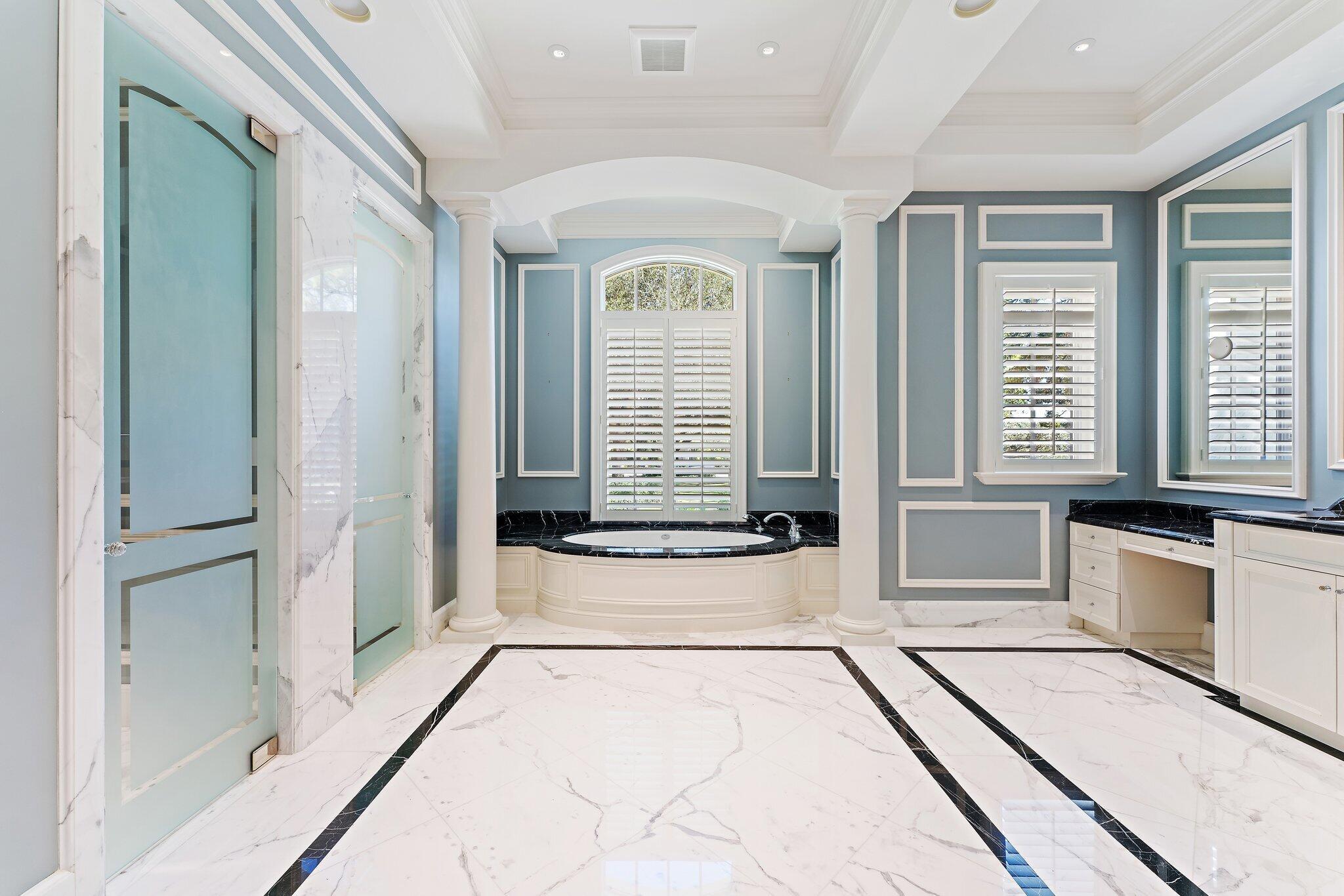 BEARS CLUB - Residential