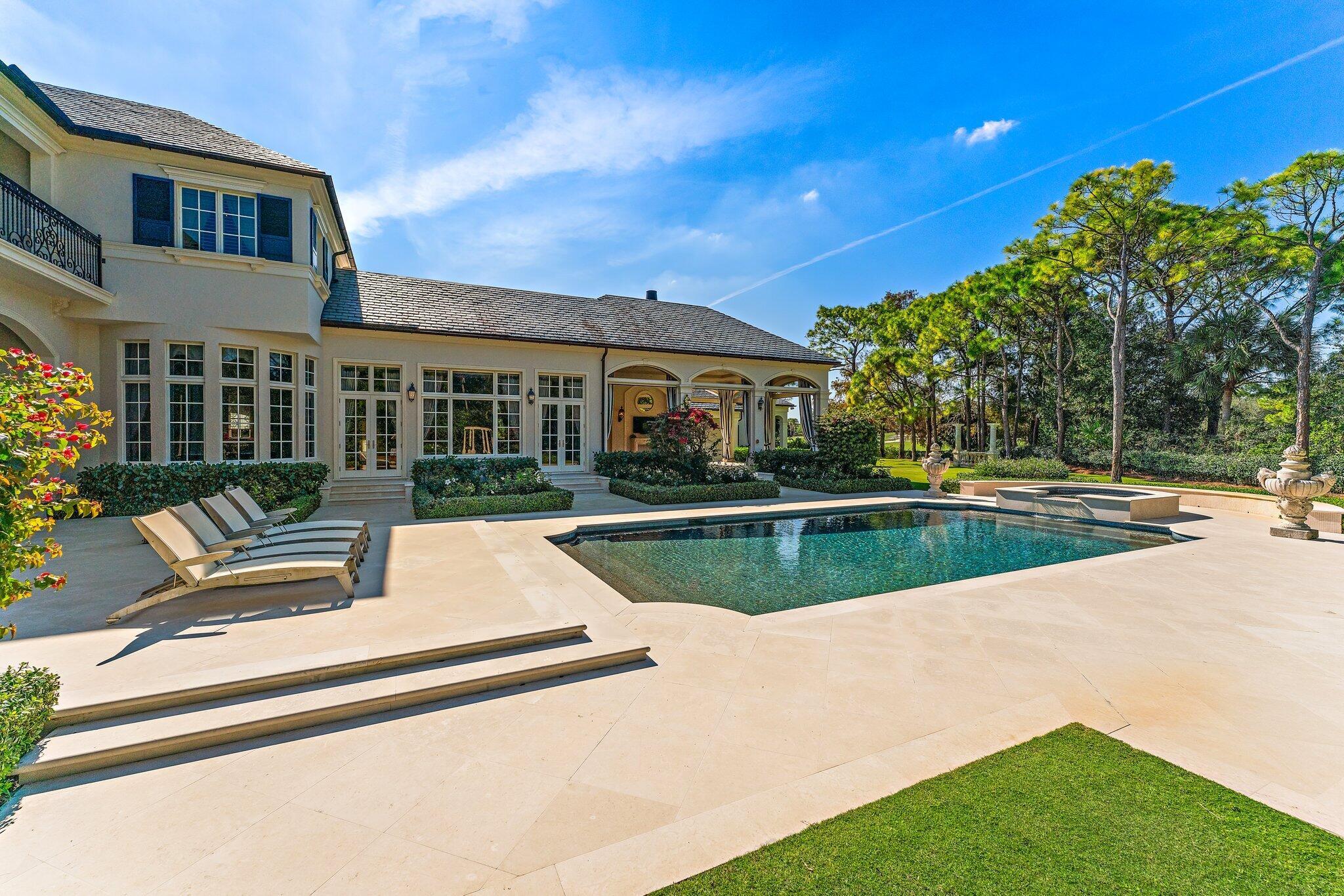 BEARS CLUB - Residential