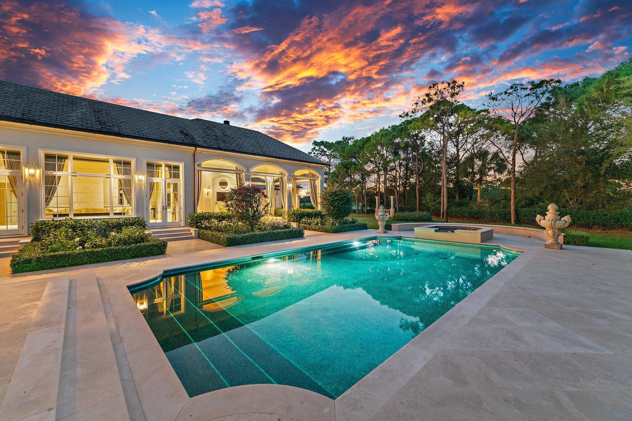 BEARS CLUB - Residential