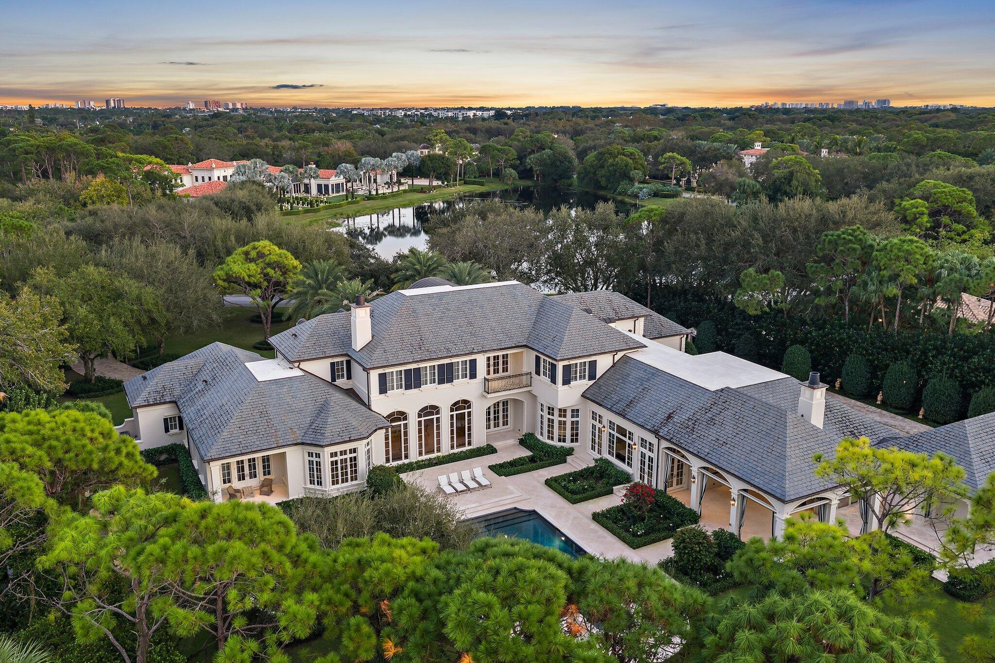 BEARS CLUB - Residential