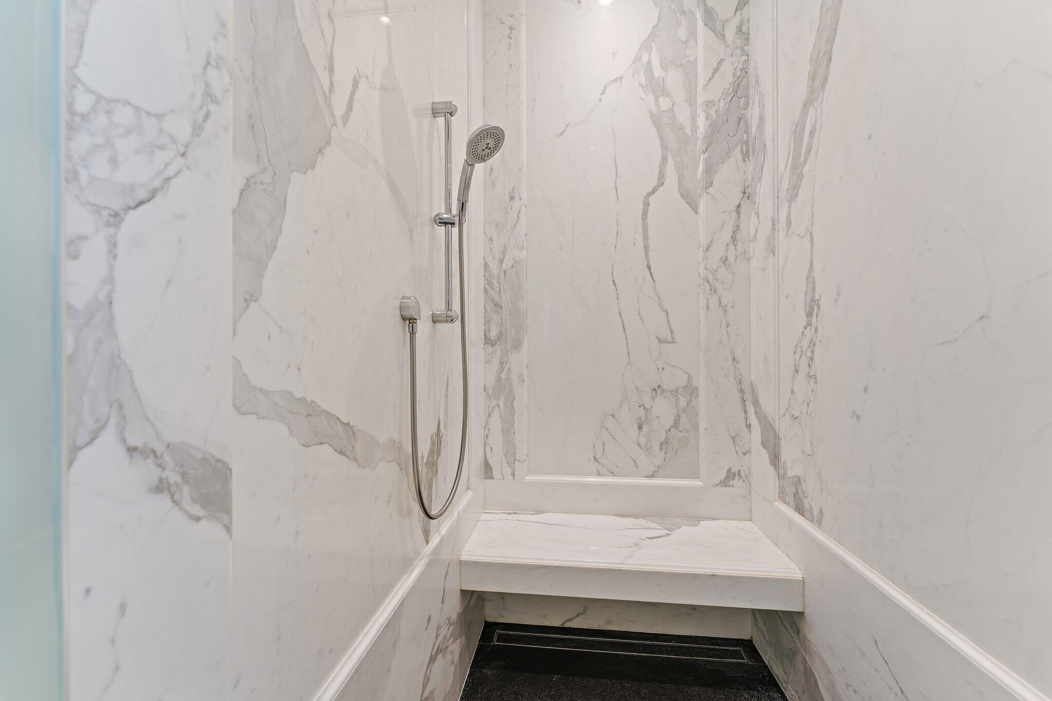 BEARS CLUB - Residential