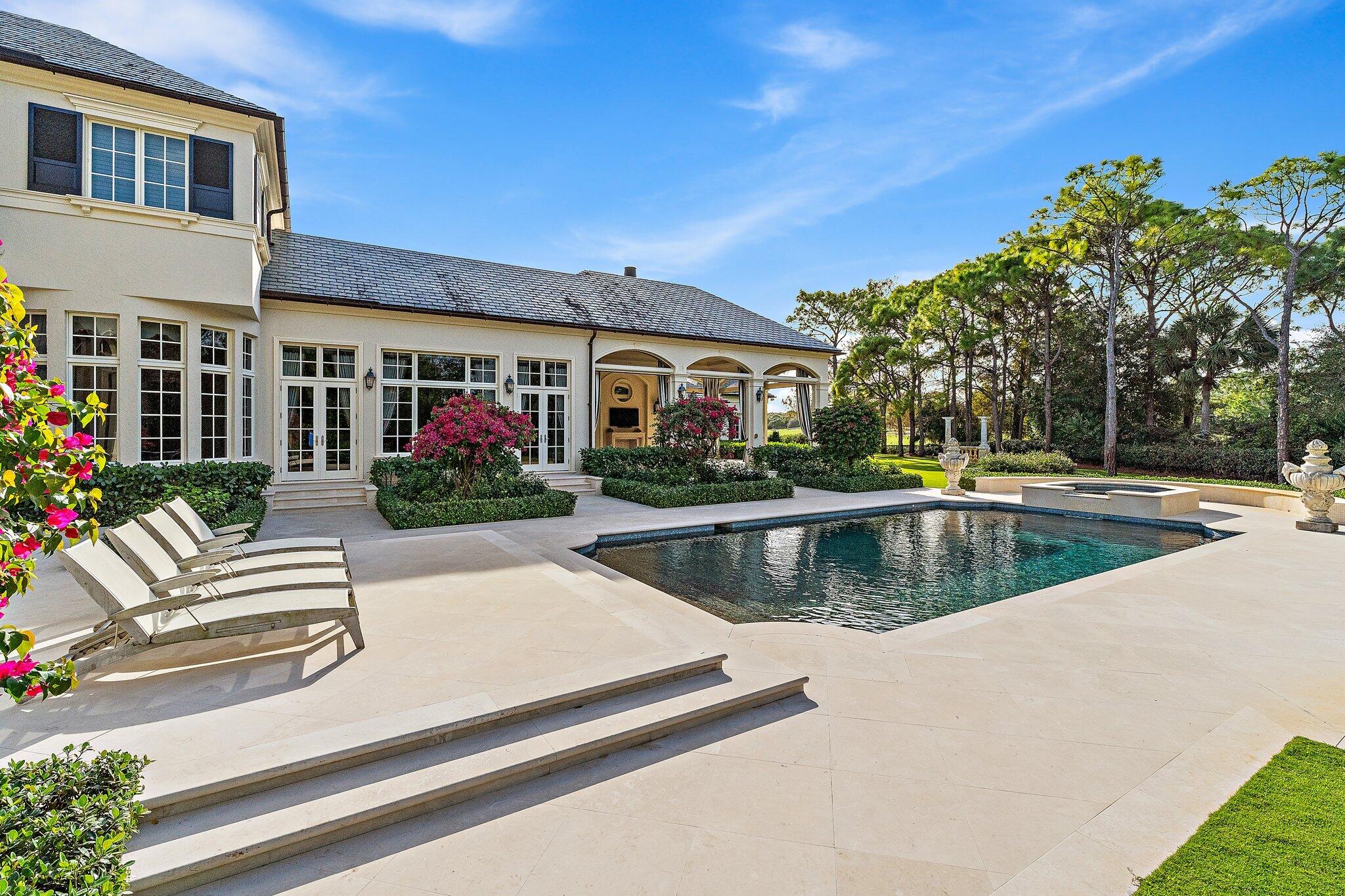 BEARS CLUB - Residential