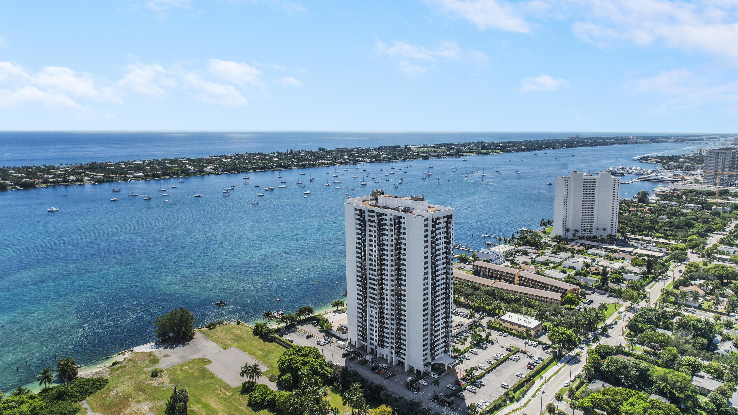 PALM BEACH HOUSE CONDO - Residential Lease