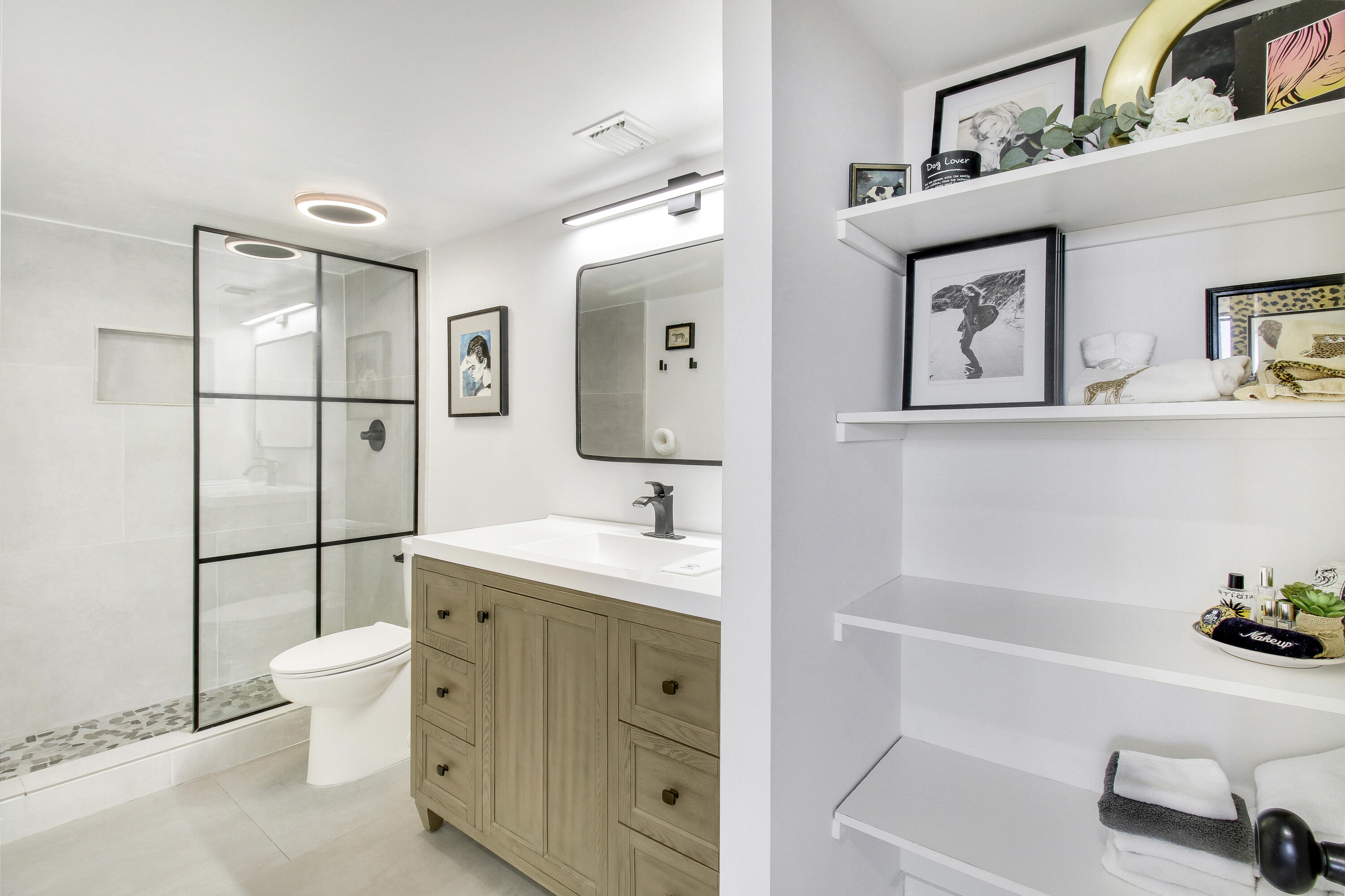 PALM BEACH HOUSE CONDO - Residential Lease