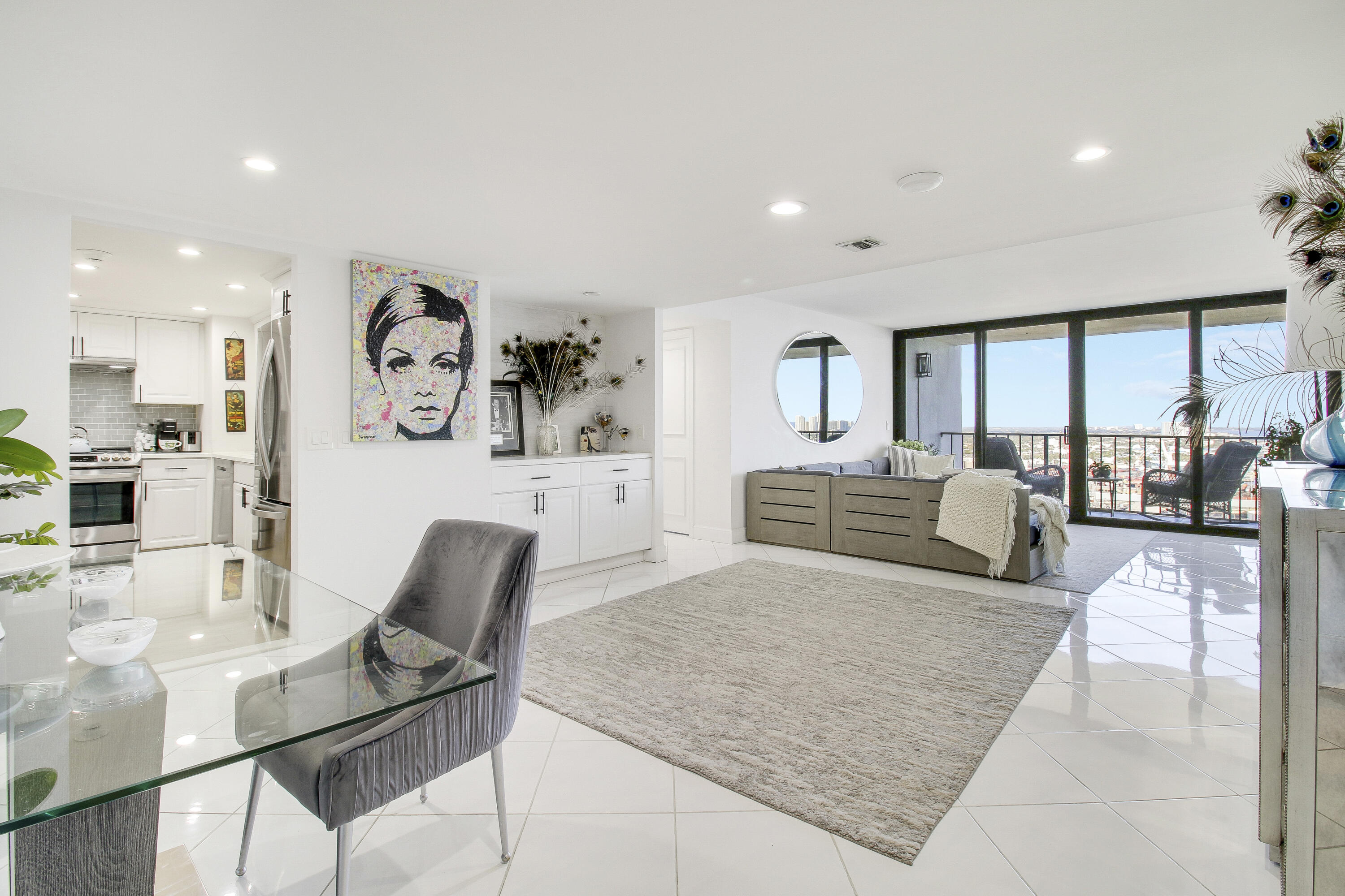 PALM BEACH HOUSE CONDO - Residential Lease