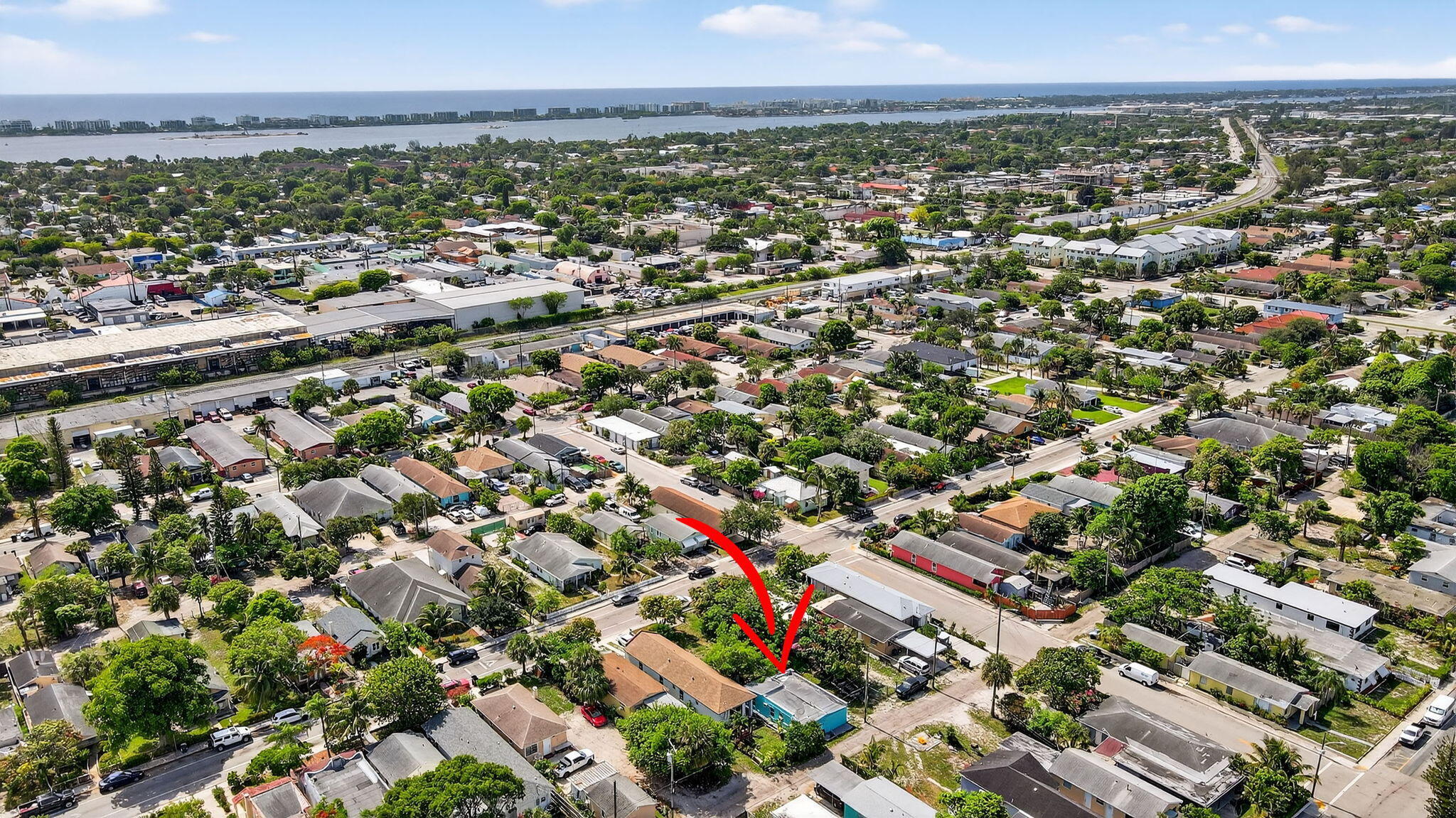 TOWN OF LAKE WORTH LTS 28 & 29 BLK 127 - Residential Income