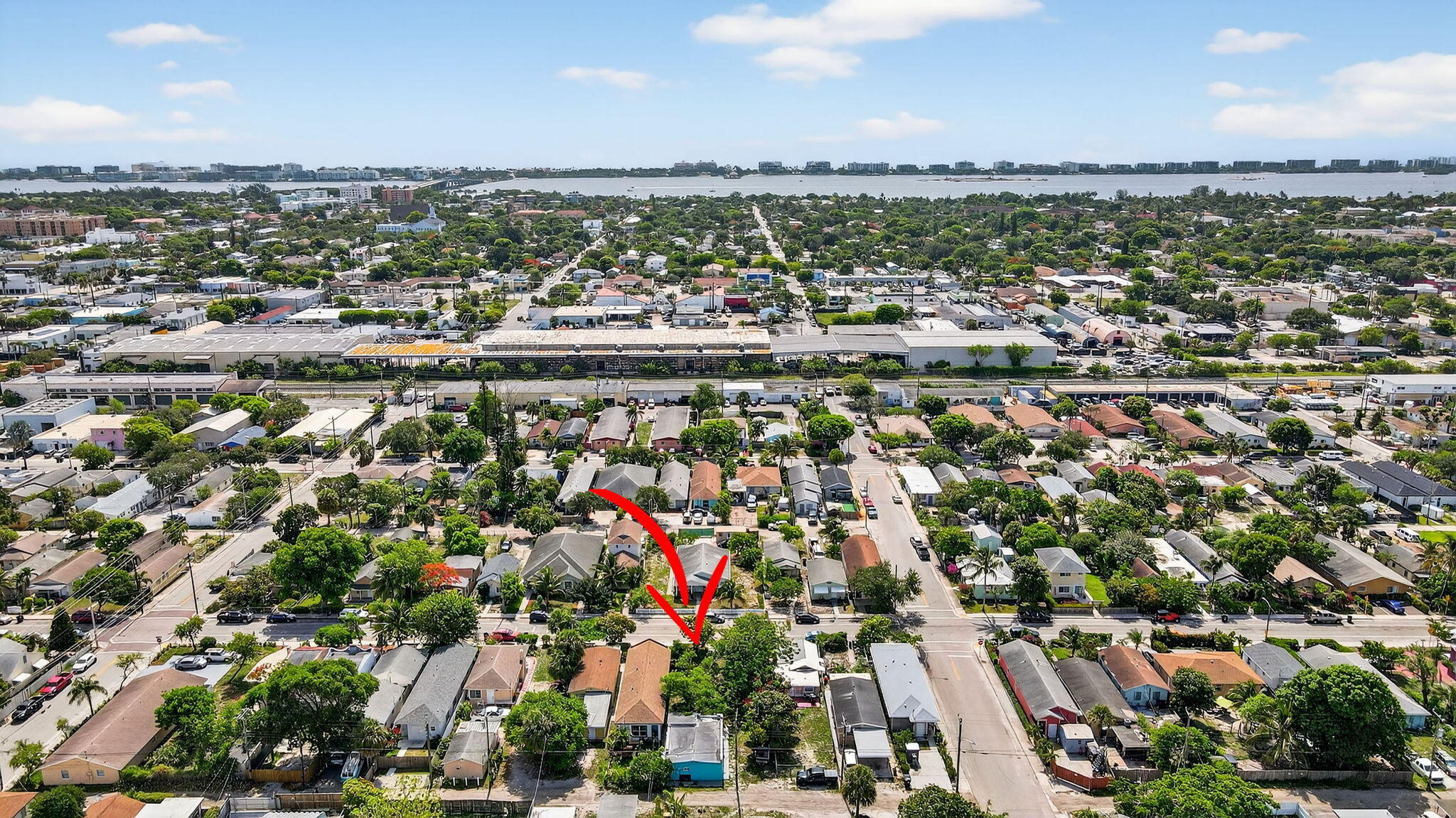 TOWN OF LAKE WORTH LTS 28 & 29 BLK 127 - Residential Income