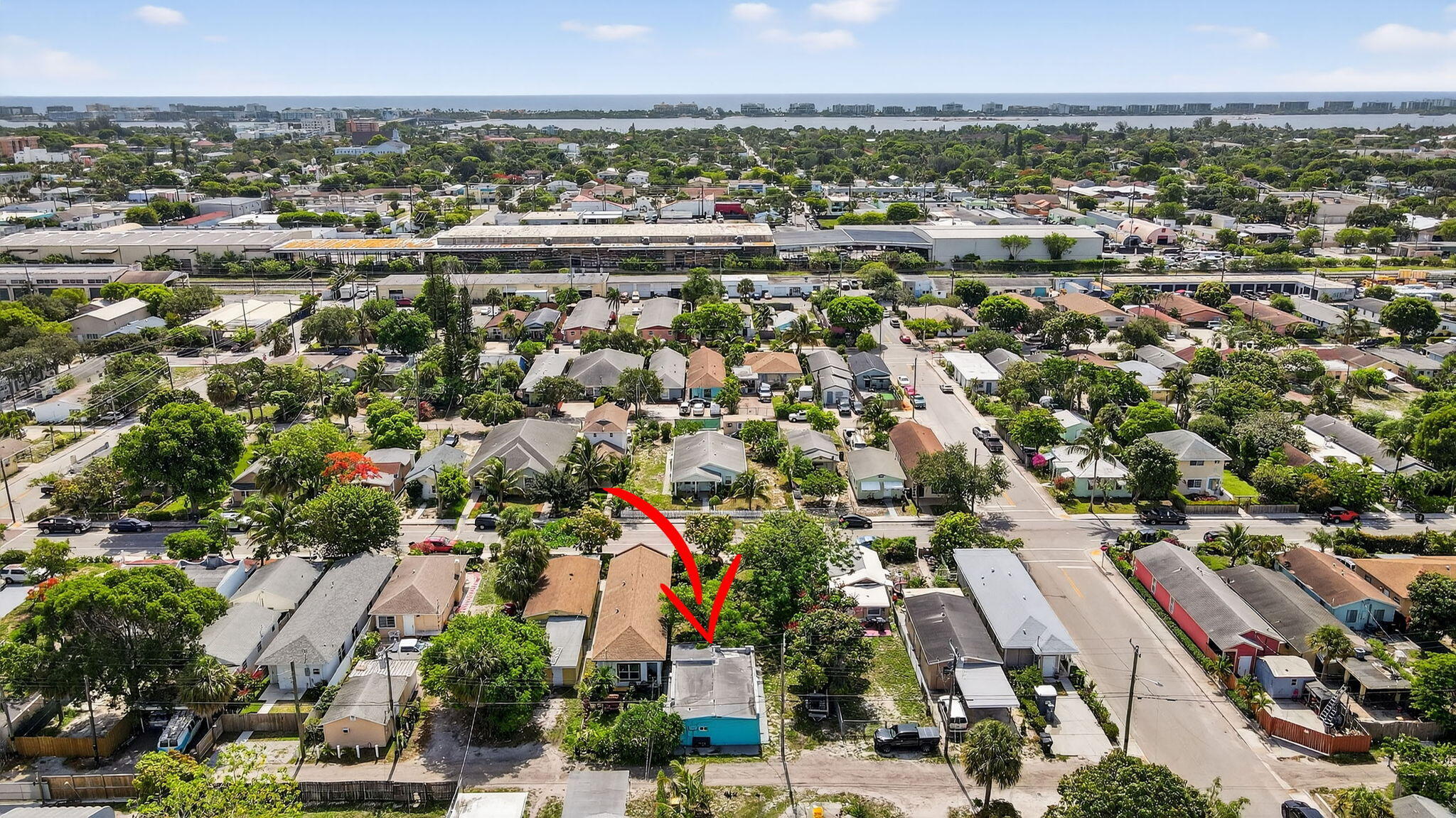 TOWN OF LAKE WORTH LTS 28 & 29 BLK 127 - Residential Income