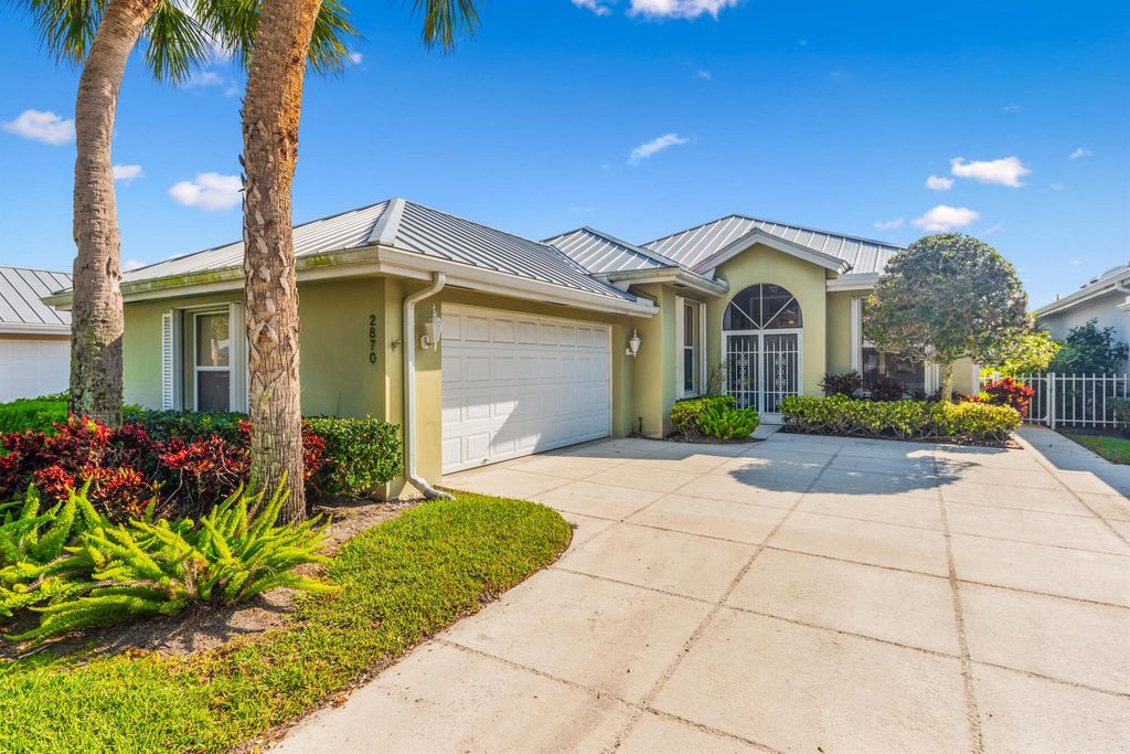 Photo of 2870 SW Brighton Way, Palm City, FL 34990 (MLS # R10975399)